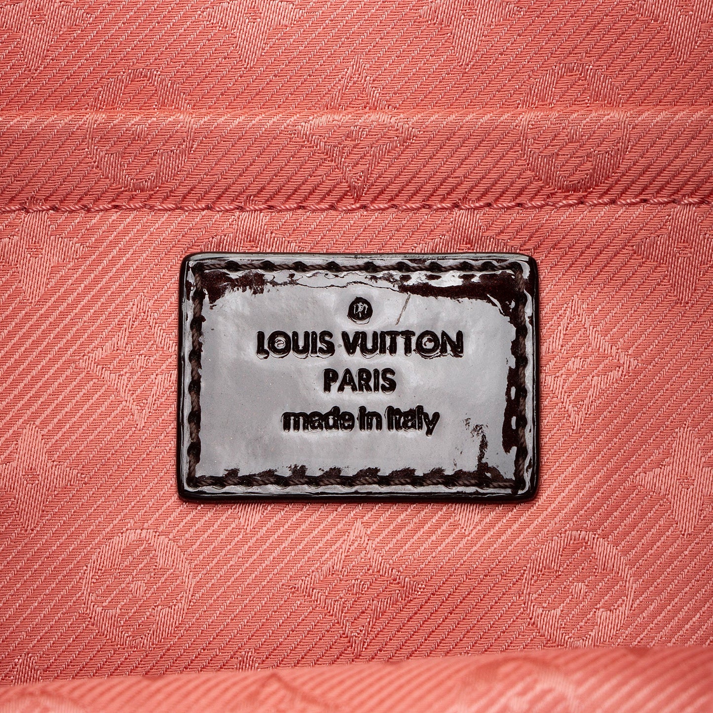 Louis Vuitton Leather Monogram Altair Clutch (SHF-Iyz0F8)