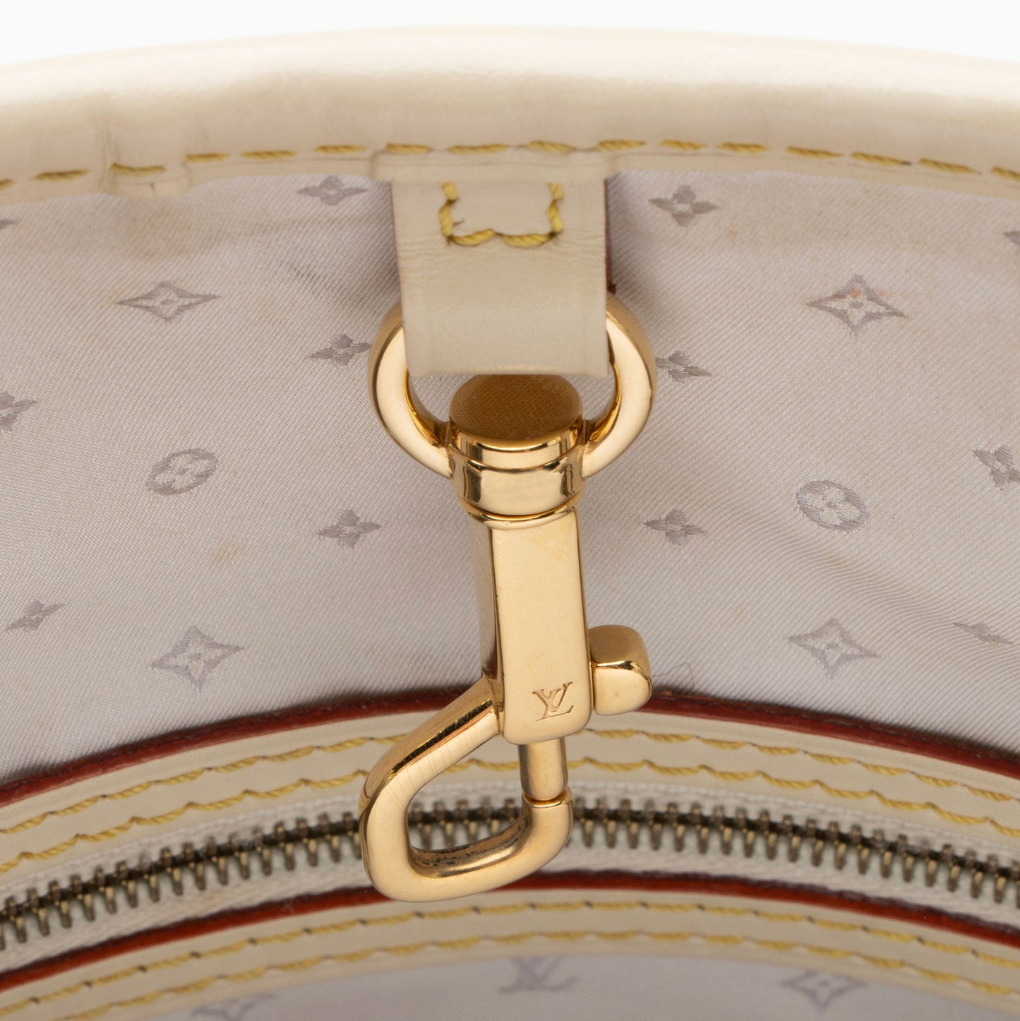 Louis Vuitton Leather Suhali Le Majestueux Tote (SHF-yBJEyy)