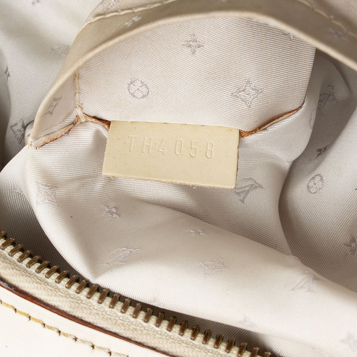 Louis Vuitton Leather Suhali Le Radieux Satchel (SHF-Ldp67d)
