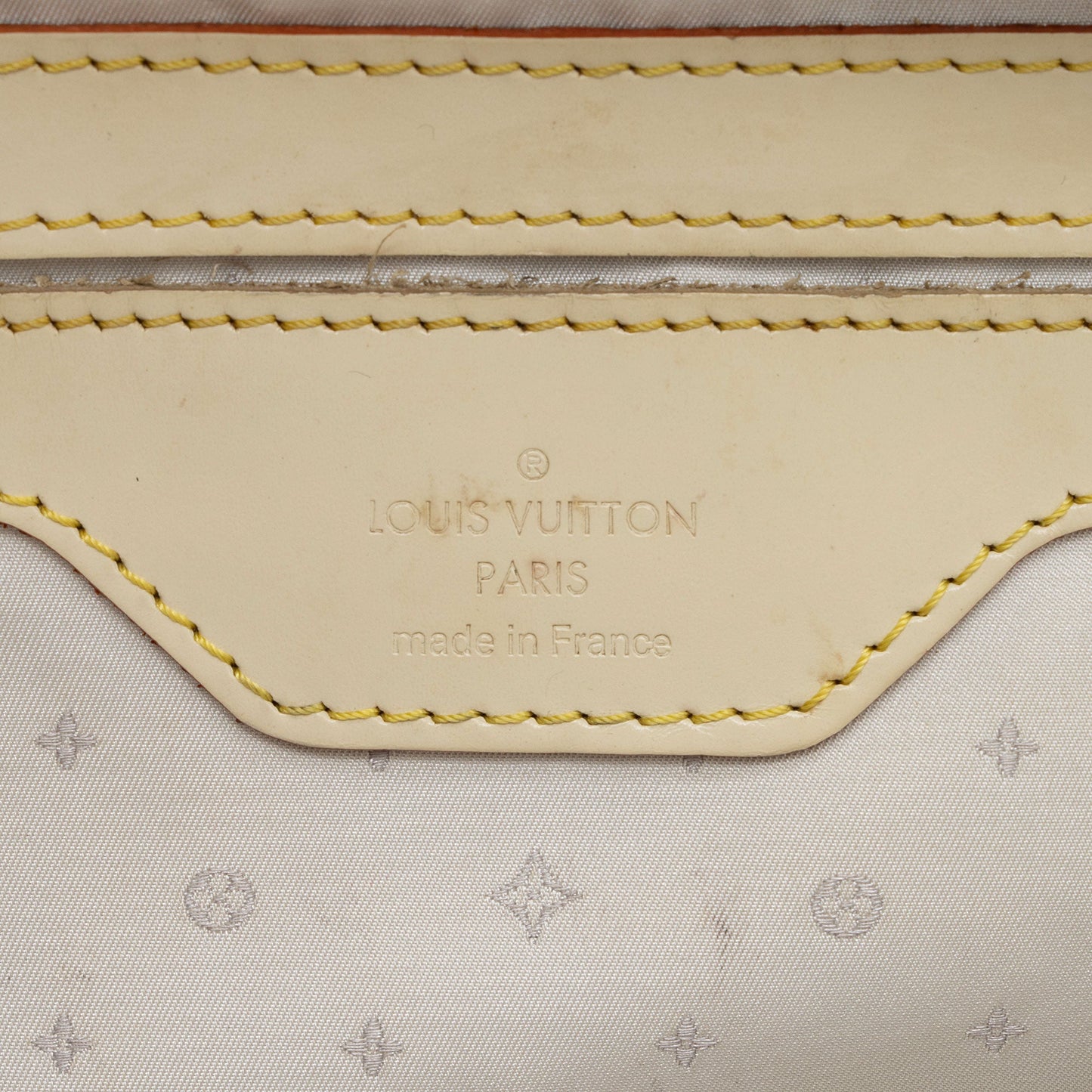 Louis Vuitton Leather Suhali Le Radieux Satchel (SHF-Ldp67d)