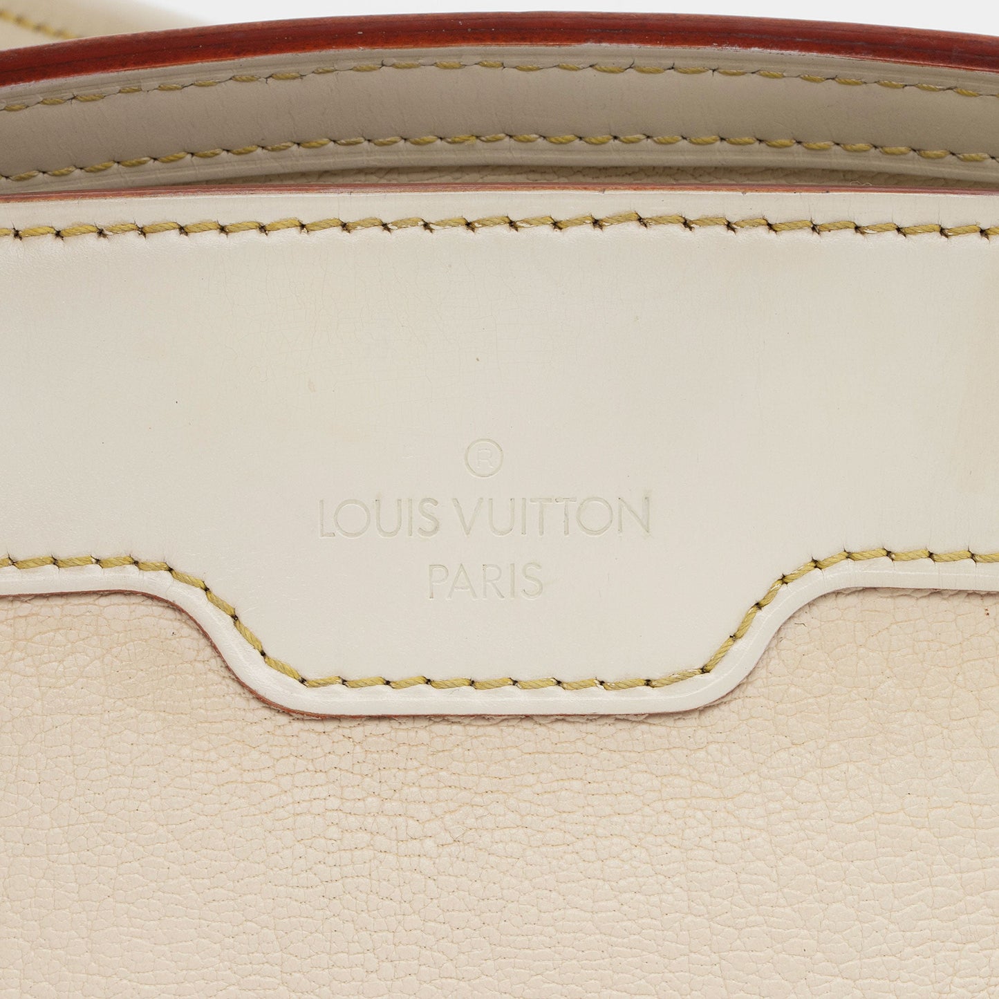 Louis Vuitton Leather Suhali Le Radieux Satchel (SHF-Ldp67d)