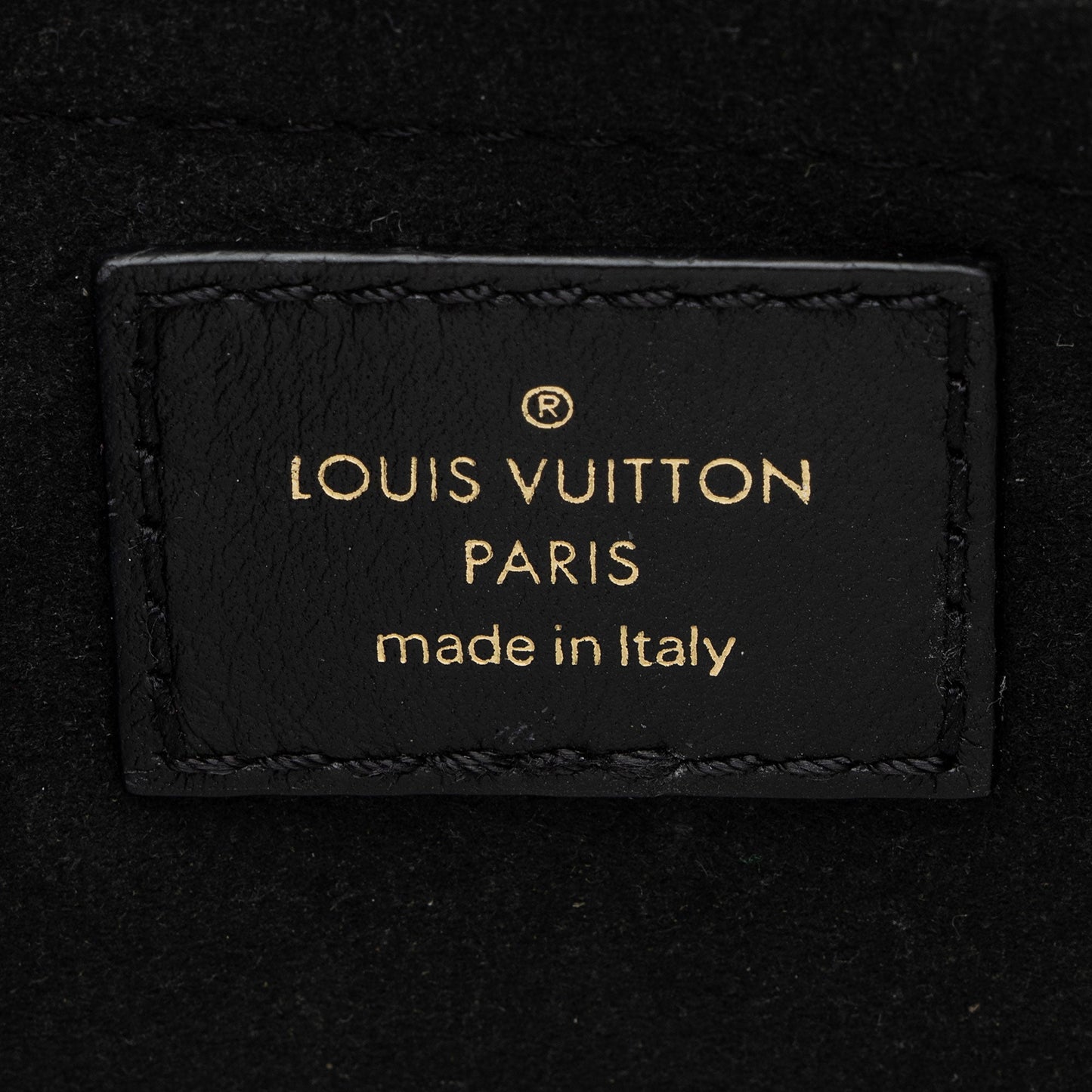 Louis Vuitton Limited Edition Calfskin Patches New Wave Chain MM Shoulder Bag (SHF-rK1e8I)