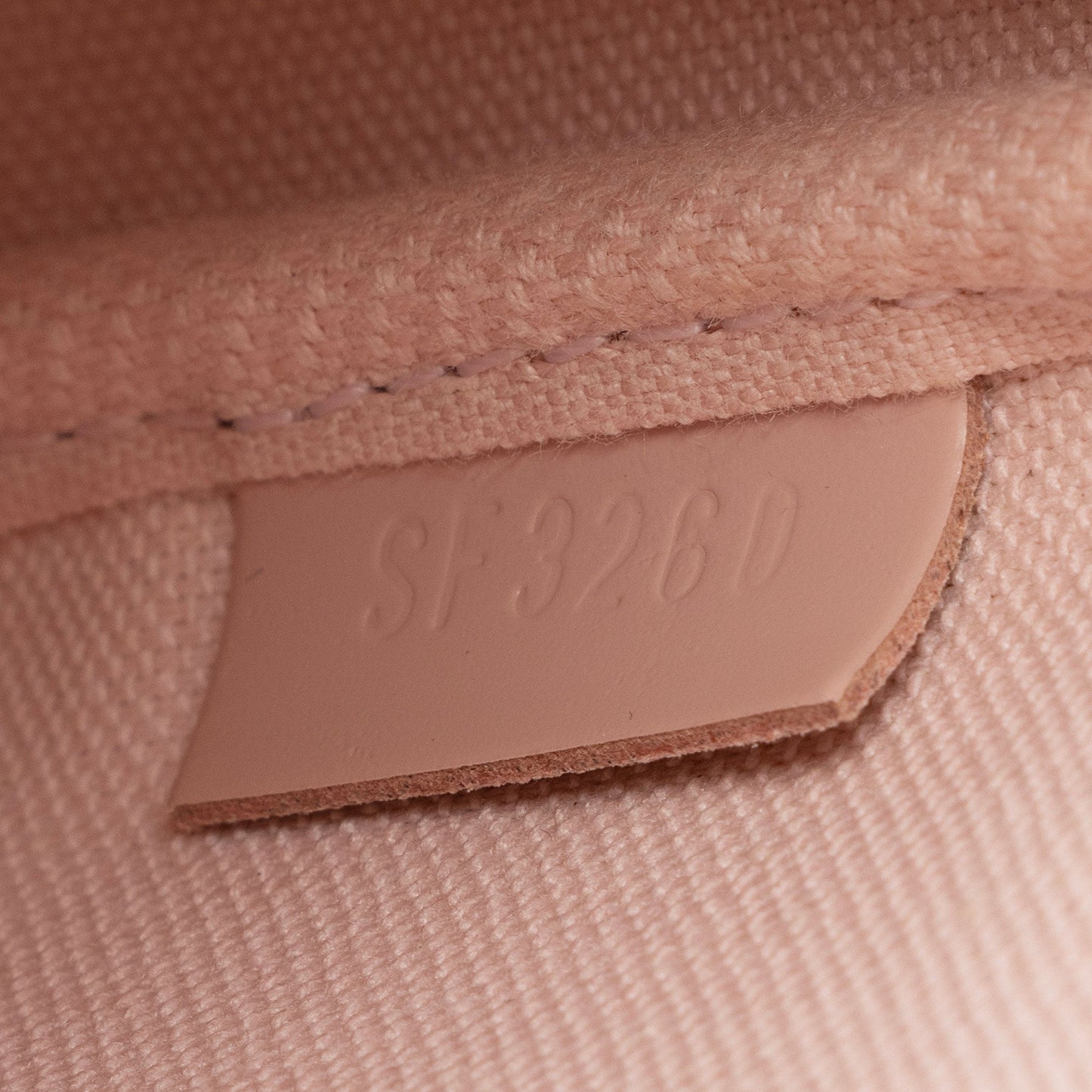 Louis Vuitton Limited Edition Damier Ebene Big Wheel Mini Pochette Accessoires (SHF-5CtGIM)