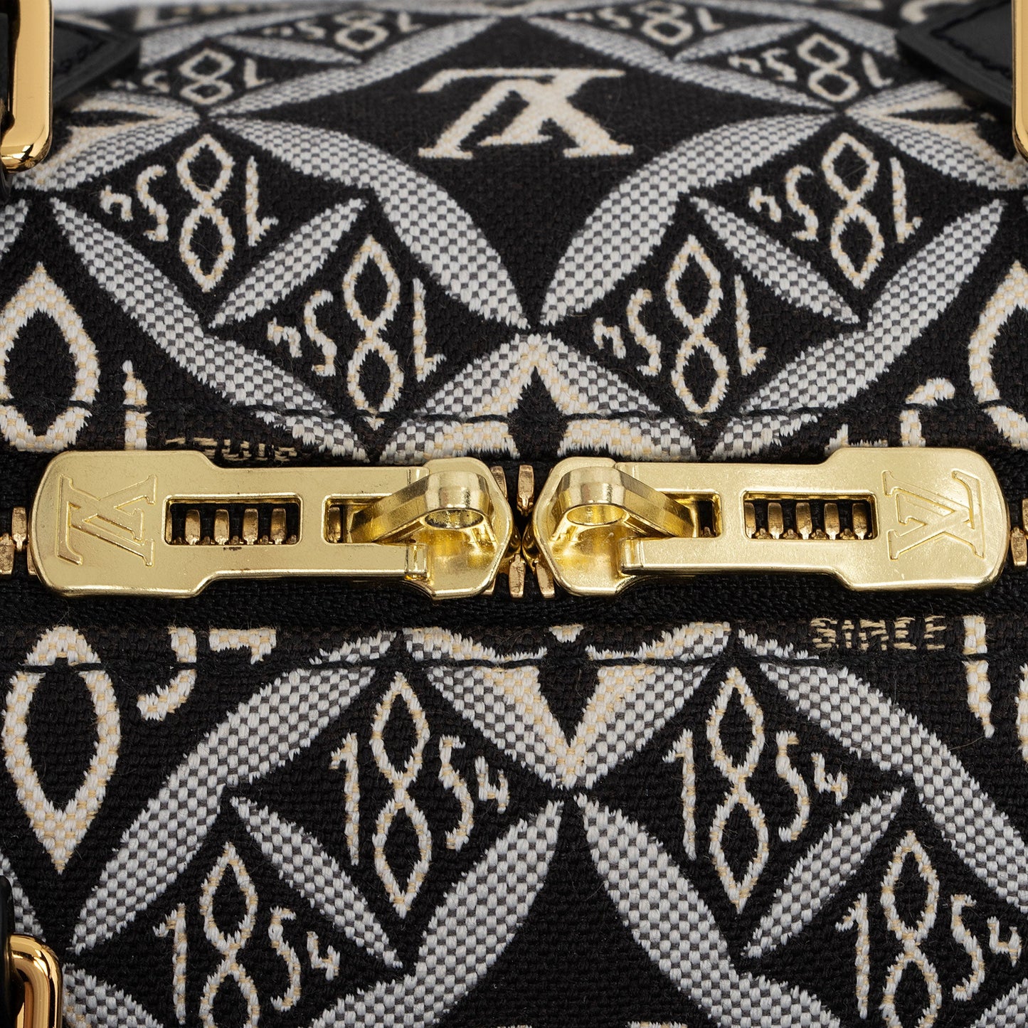 Louis Vuitton Limited Edition Jacquard Since 1854 Speedy Bandouliere 30 Satchel (SHF-5Ftuuk)