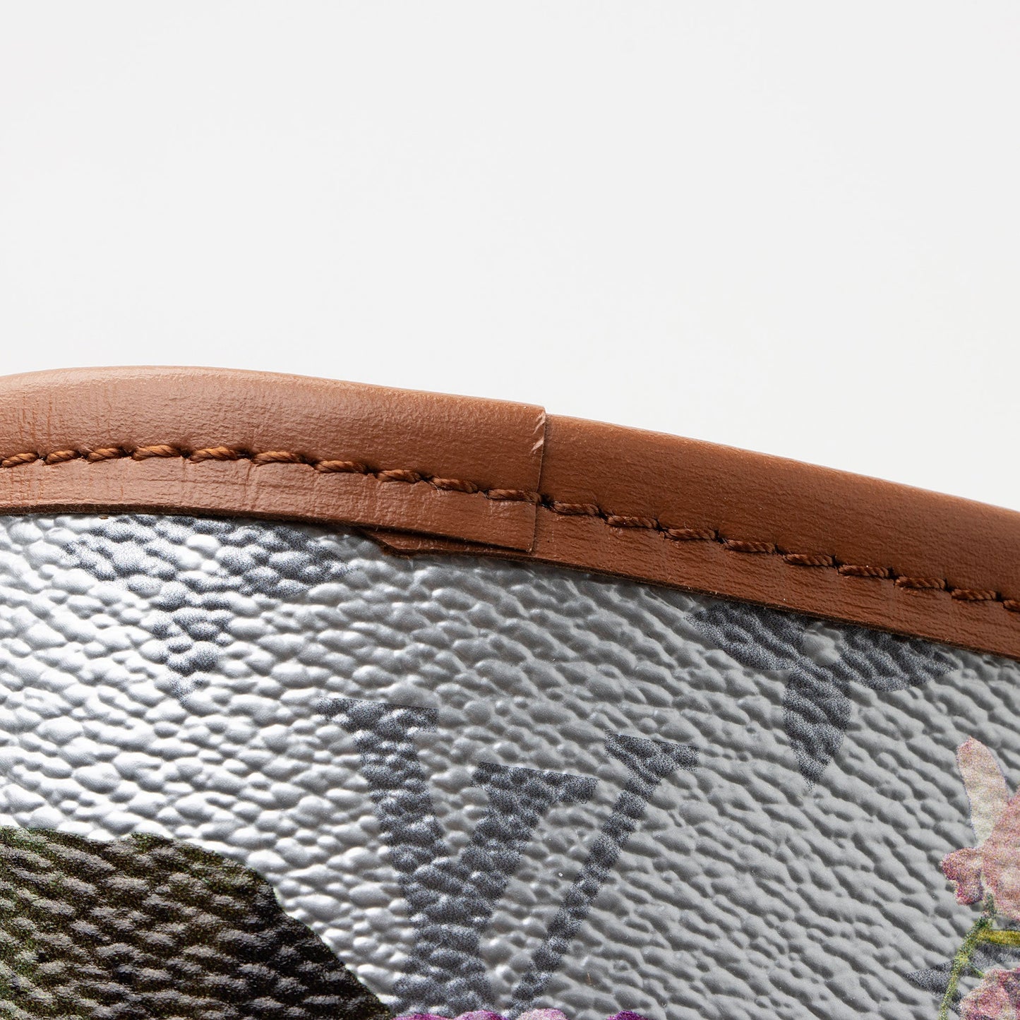 Louis Vuitton Limited Edition Metallic Monogram Canvas Garden Neverfull MM Tote (SHF-ISRJZe)