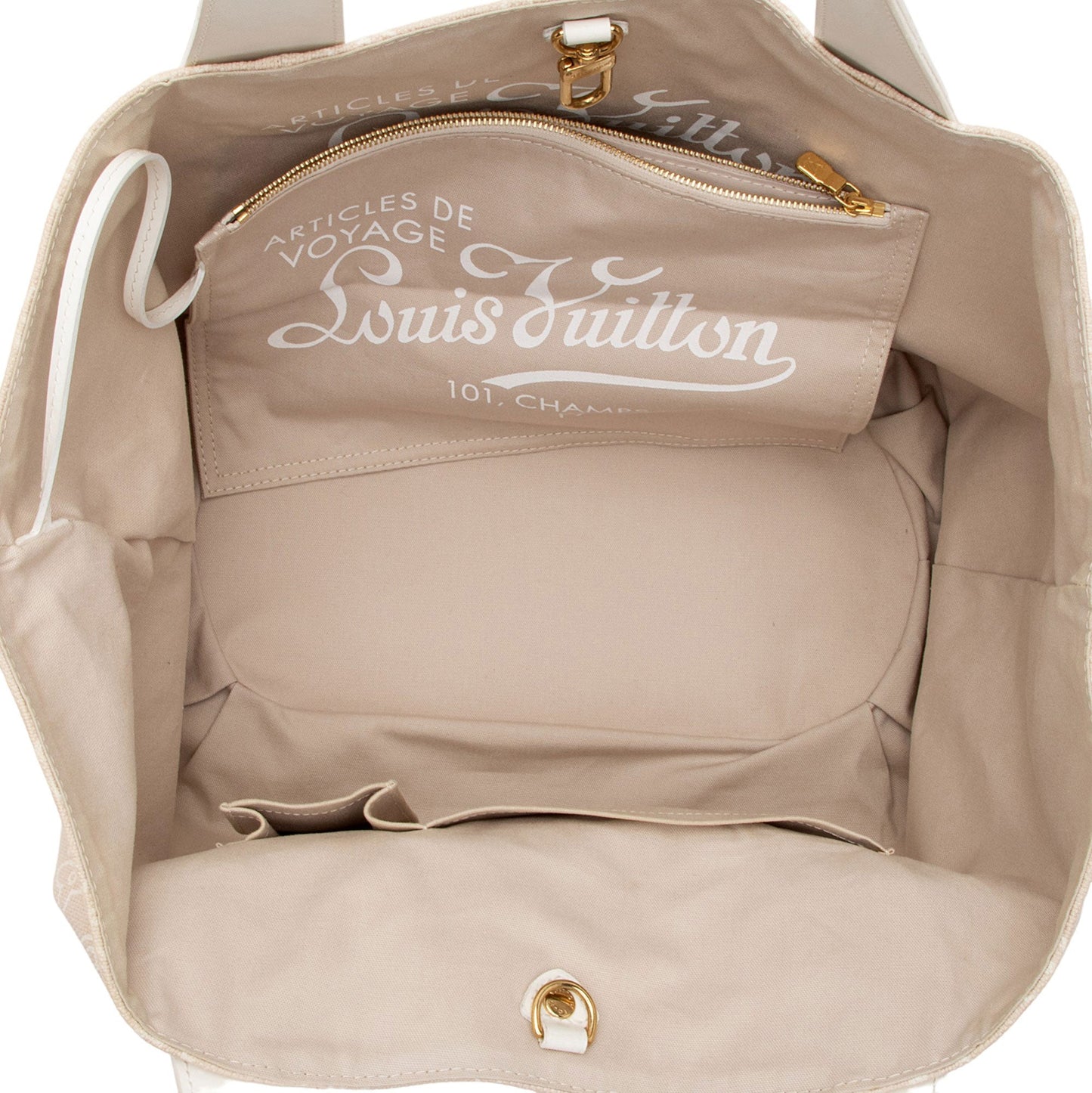 Louis Vuitton Limited Edition Monogram Canvas Cabas Ipanema PM Tote (SHF-zR9ELR)
