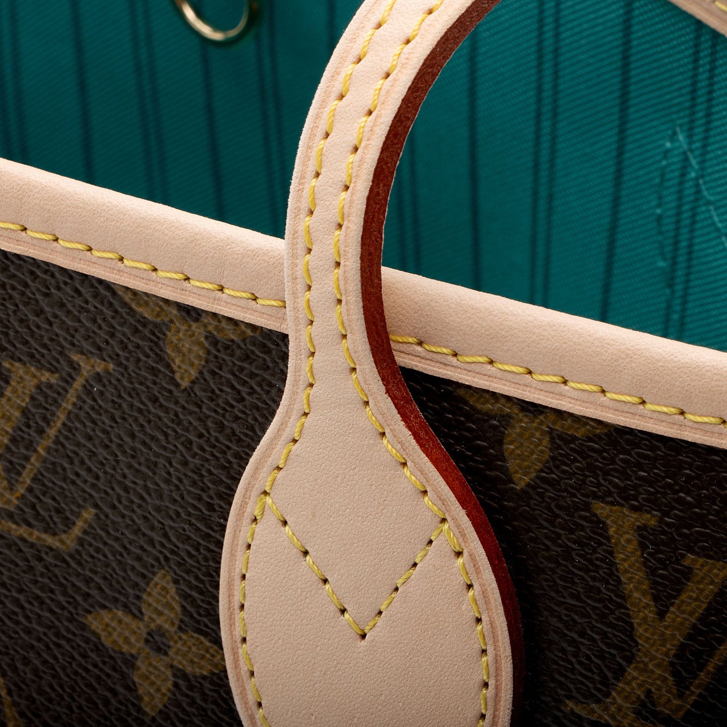 Louis Vuitton Limited Edition Monogram Canvas V Neverfull MM Tote (SHF-jn9Kv3)