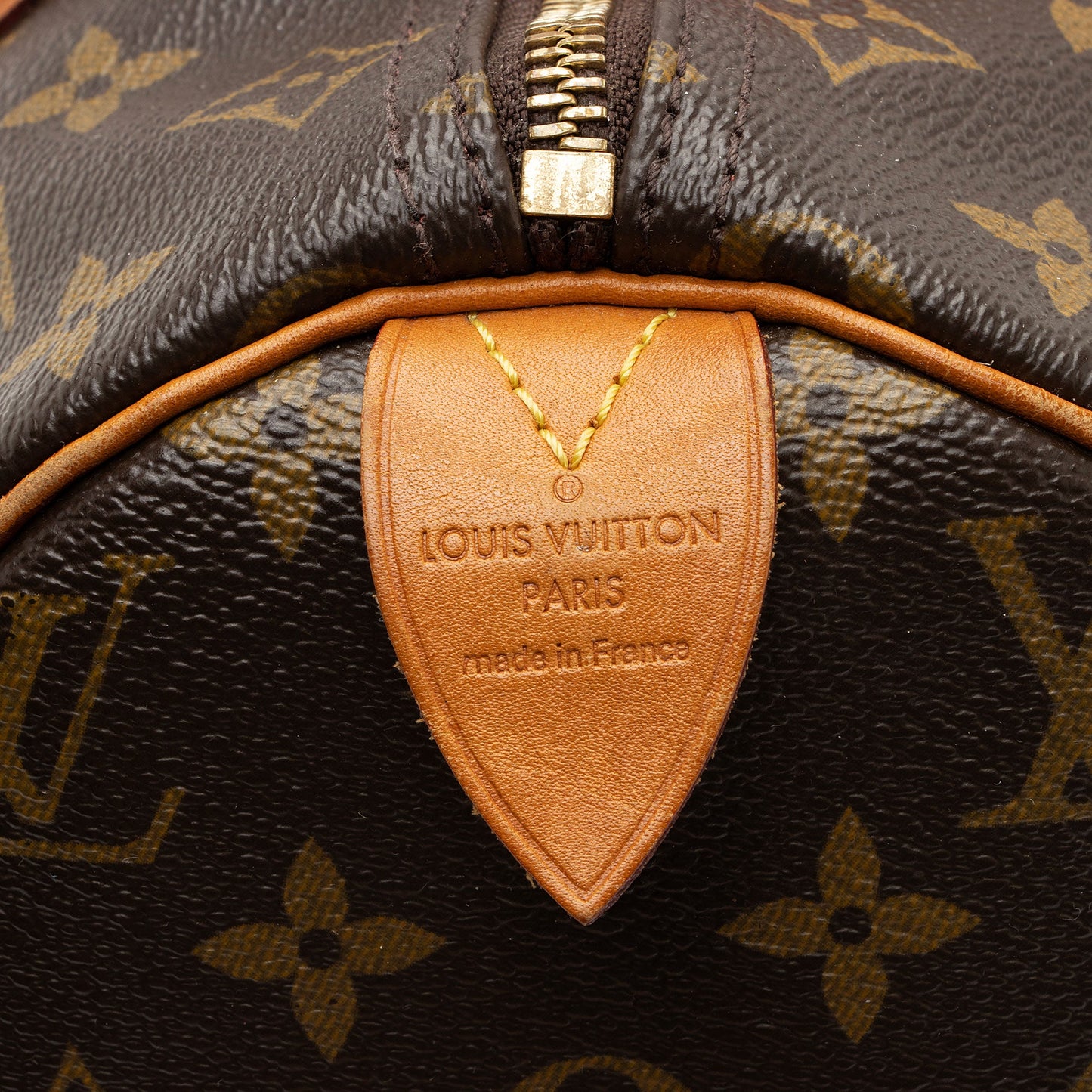 Louis Vuitton Monogram Canvas V Speedy 30 Satchel -  (SHF-ETgDwY)