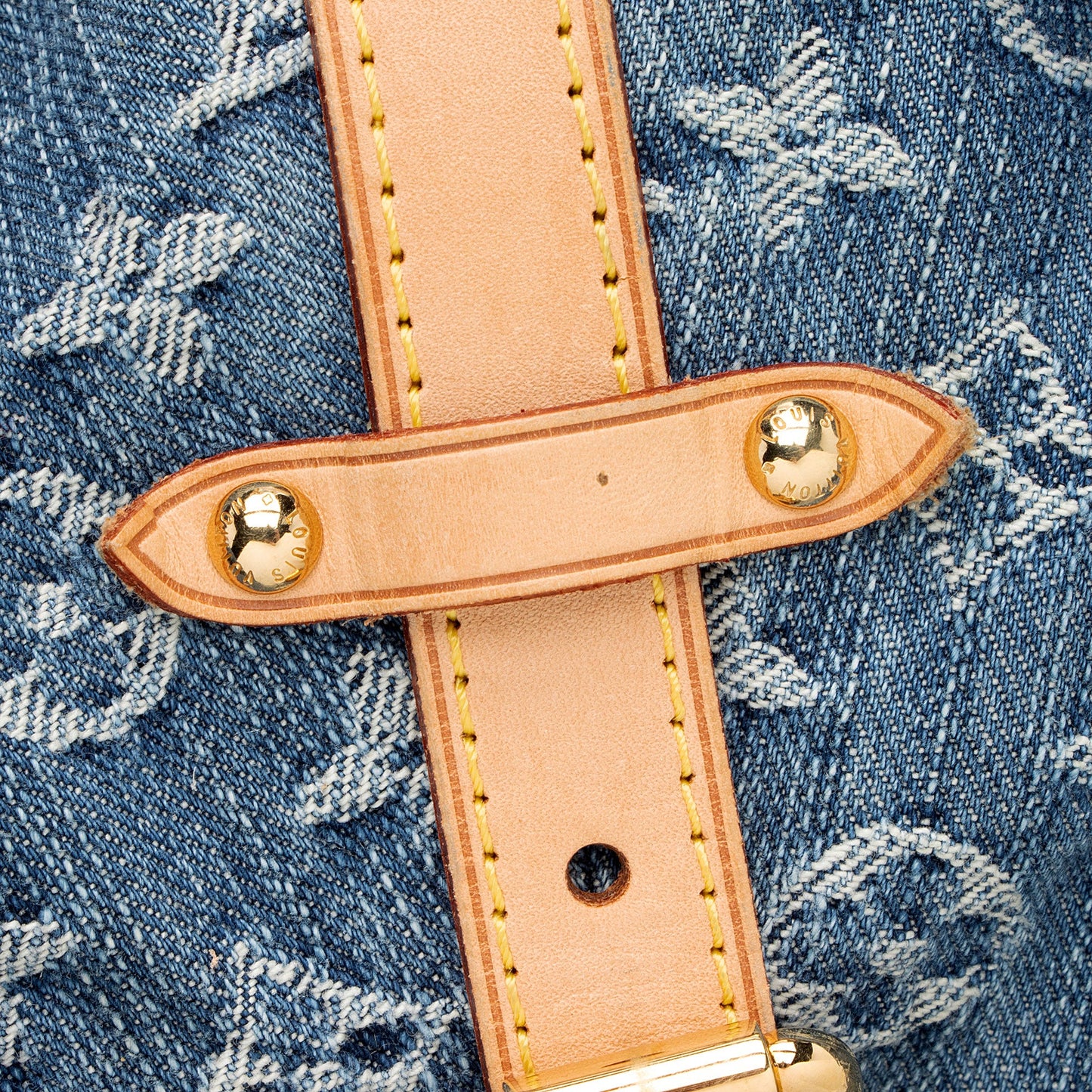Louis Vuitton Limited Edition Monogram Denim XL Hobo (SHF-nzZZU8)