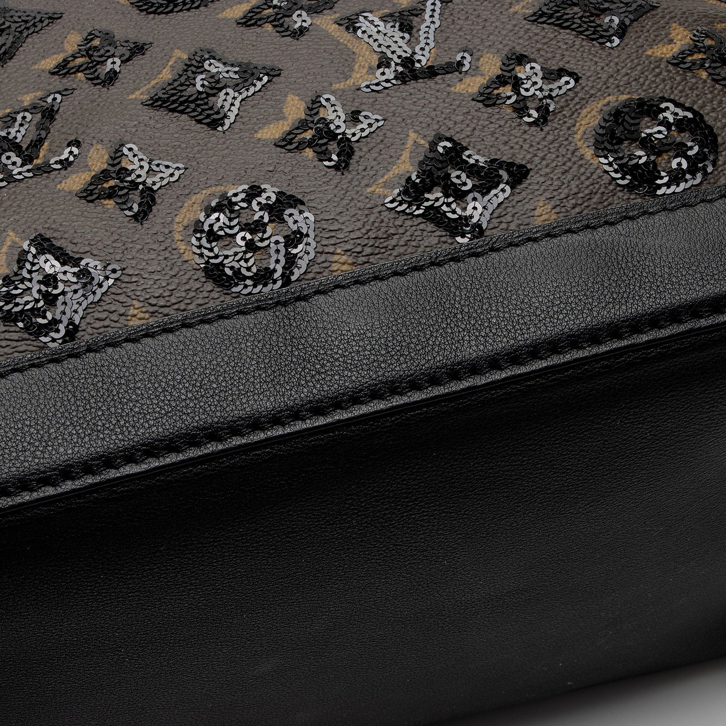Louis Vuitton Limited Edition Monogram Eclipse Alma Satchel (SHF-dHcEEA)