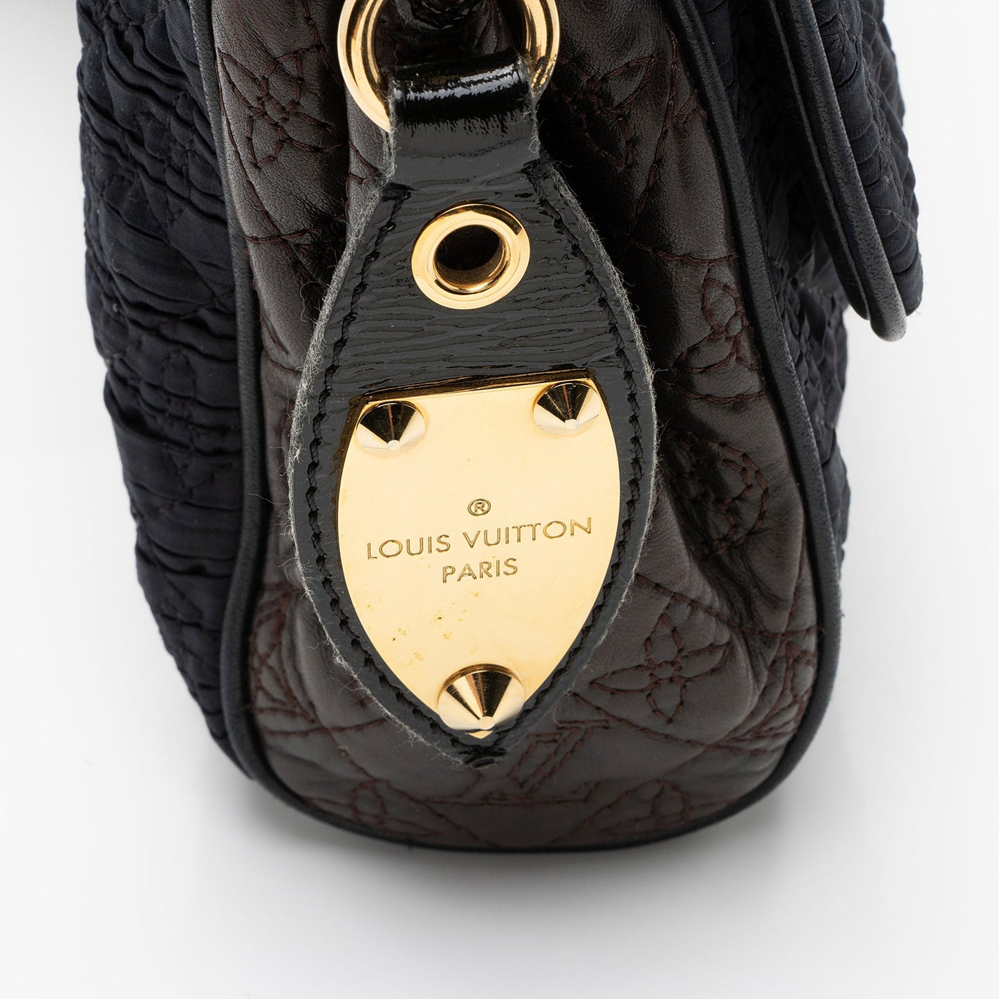 Louis Vuitton Limited Edition Monogram Satin Leather Coquette Pochette Clutch (SHF-jITFo4)