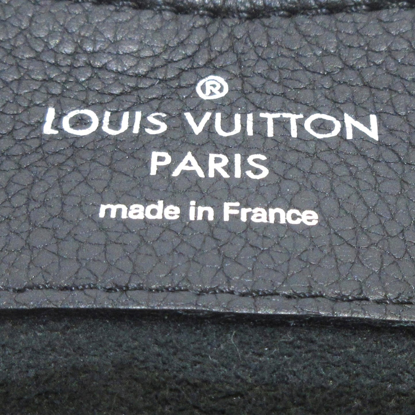 Louis Vuitton LockMe Backpack (SHG-eoDN7A)
