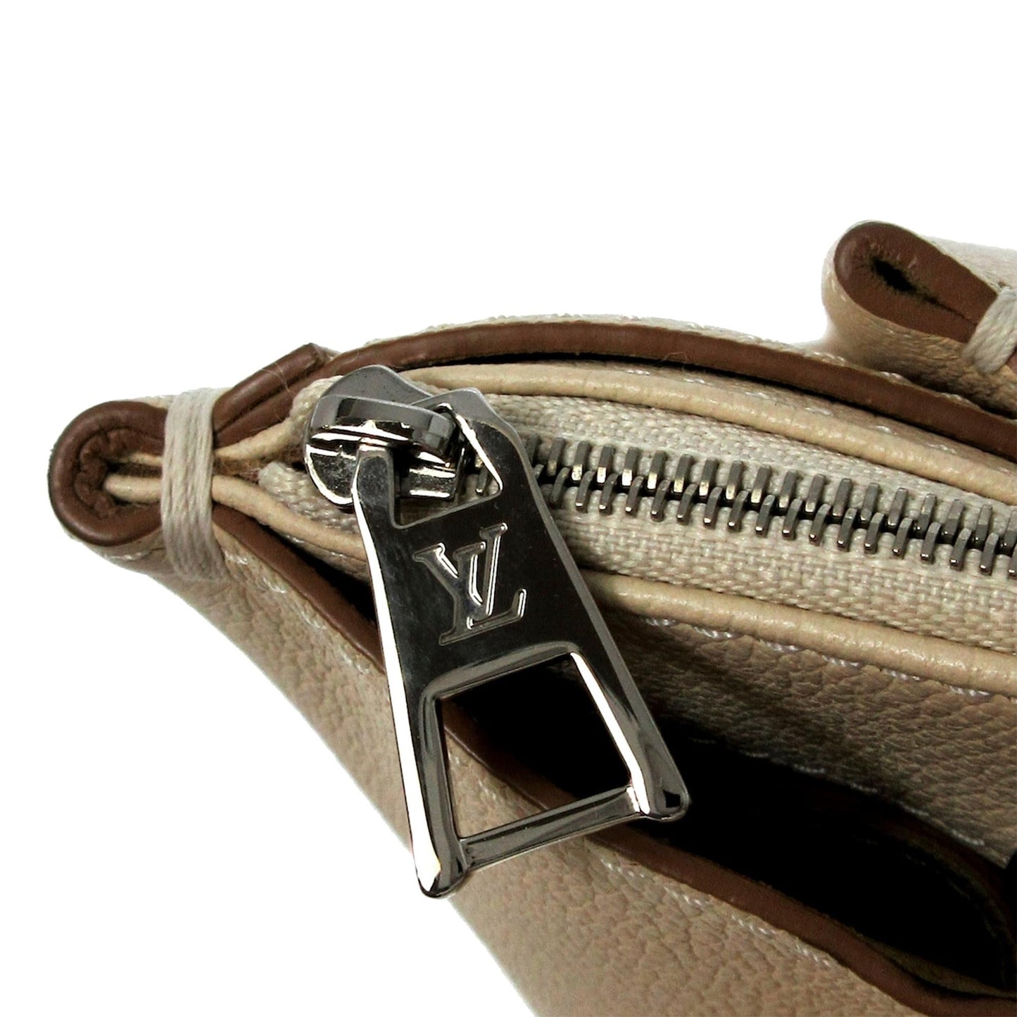Louis Vuitton LockMeTo Satchel (SHG-36515)