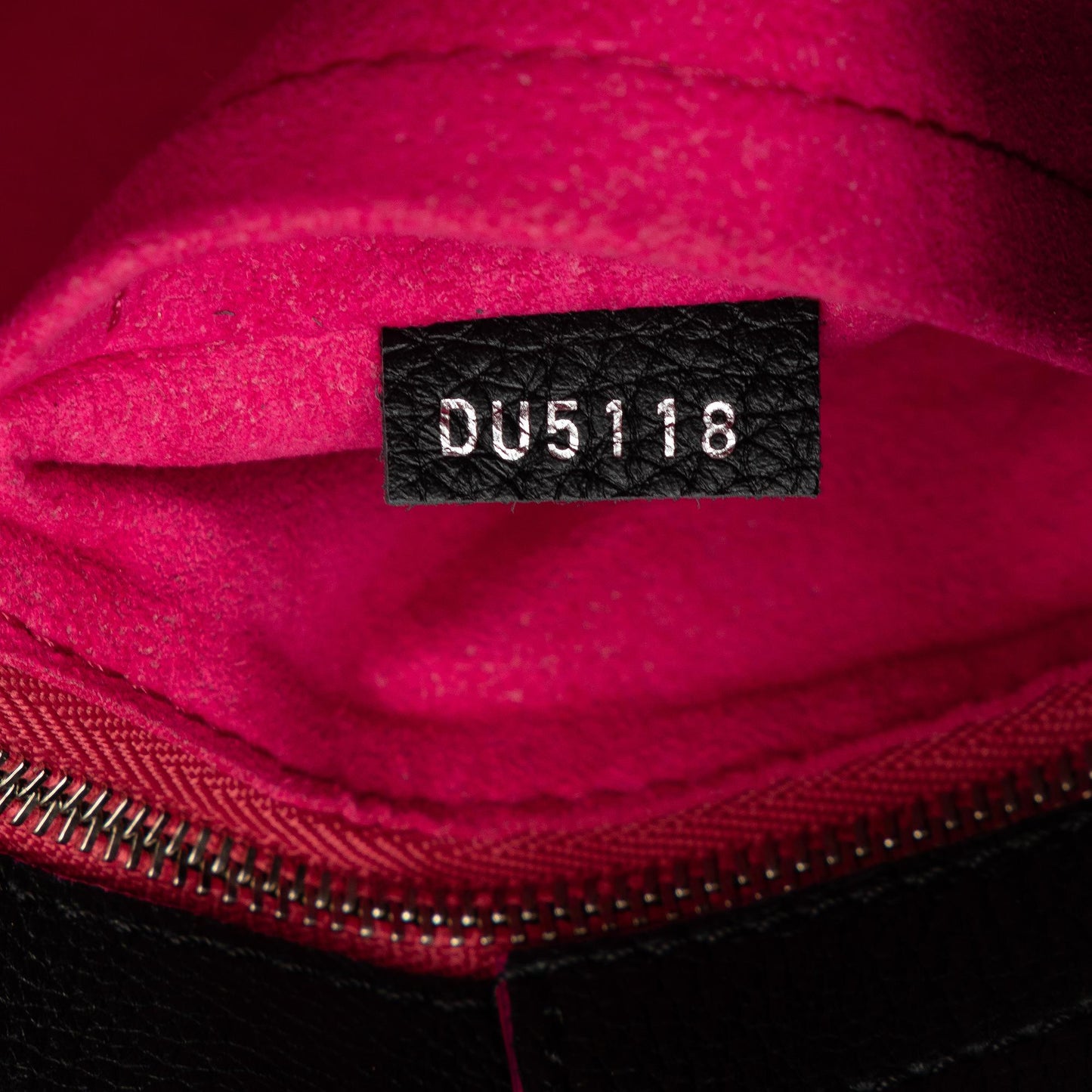 Louis Vuitton Lockme Bucket Bag (SHG-MRXtXs)