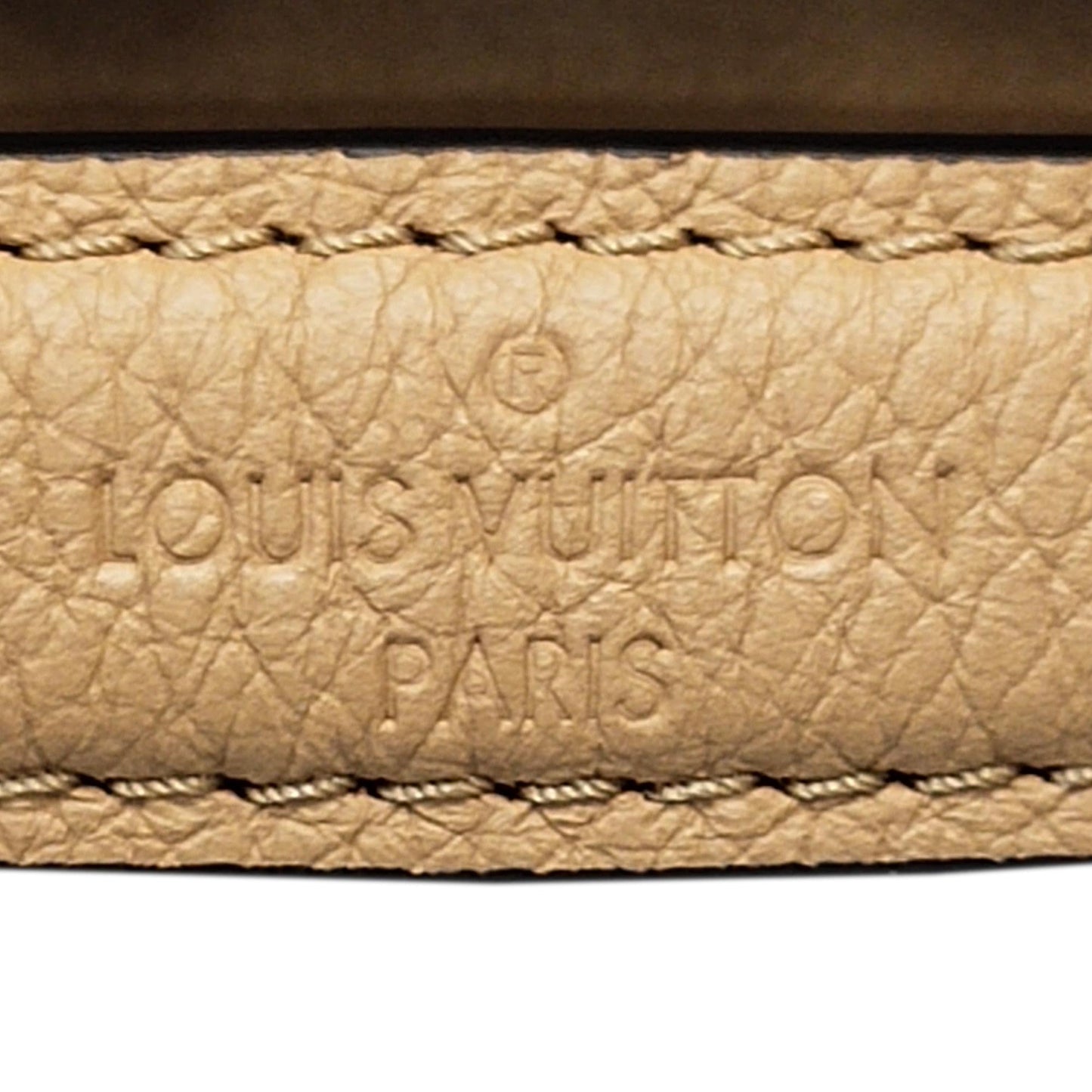Louis Vuitton Lockme Bucket MM (SHG-aHcs25)