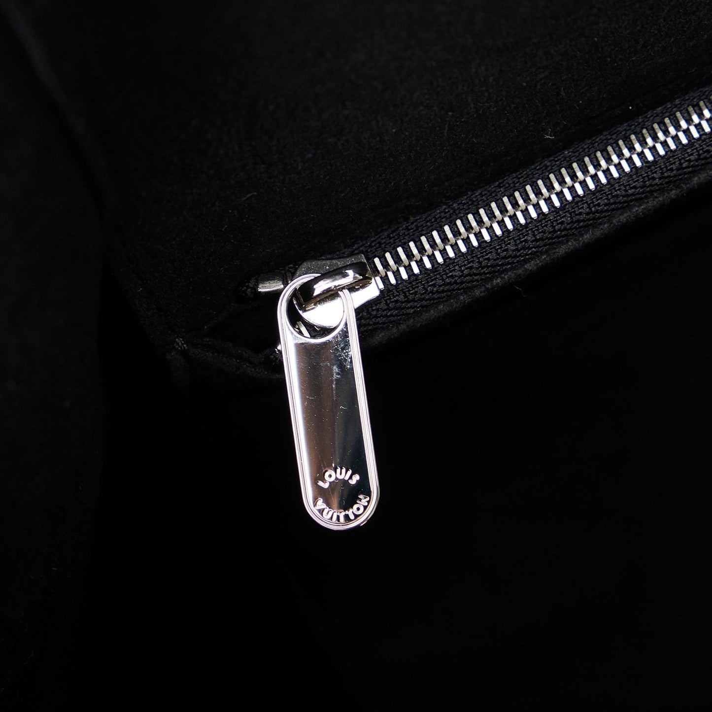 Louis Vuitton Lockme Go Tote (SHG-D7sORn)
