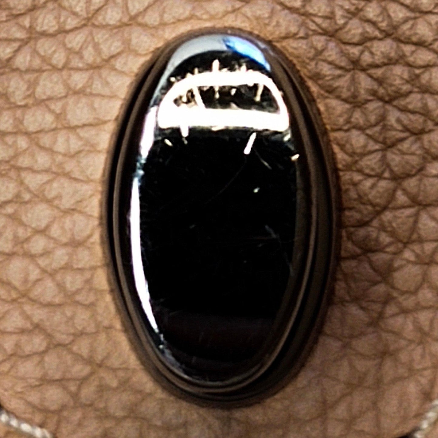 Louis Vuitton Lockme Hobo (SHG-z4pSE8)