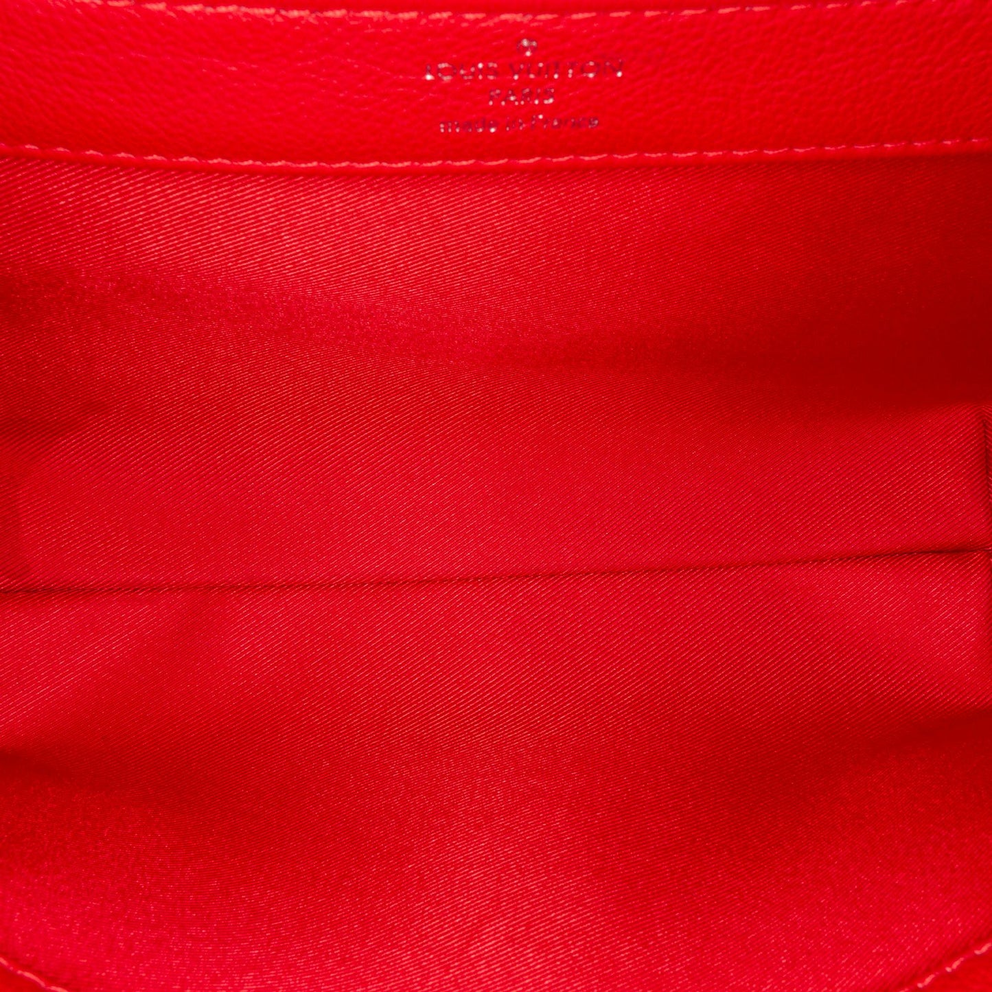 Louis Vuitton Lockme II BB (SHG-36516)