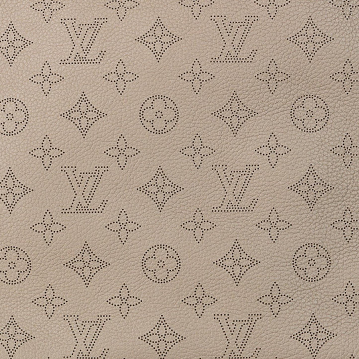 Louis Vuitton Mahina Babylone PM (SHG-32632)