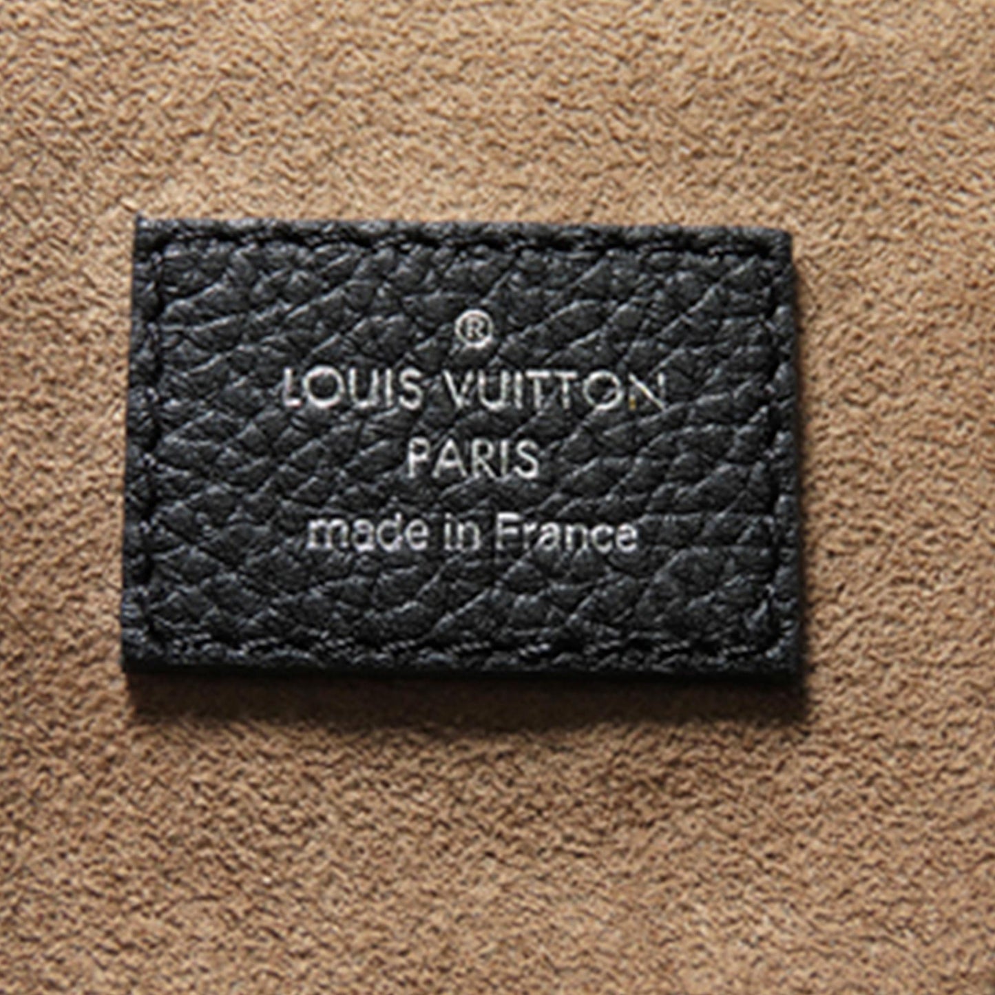 Louis Vuitton Mahina Babylone PM (SHG-34800)