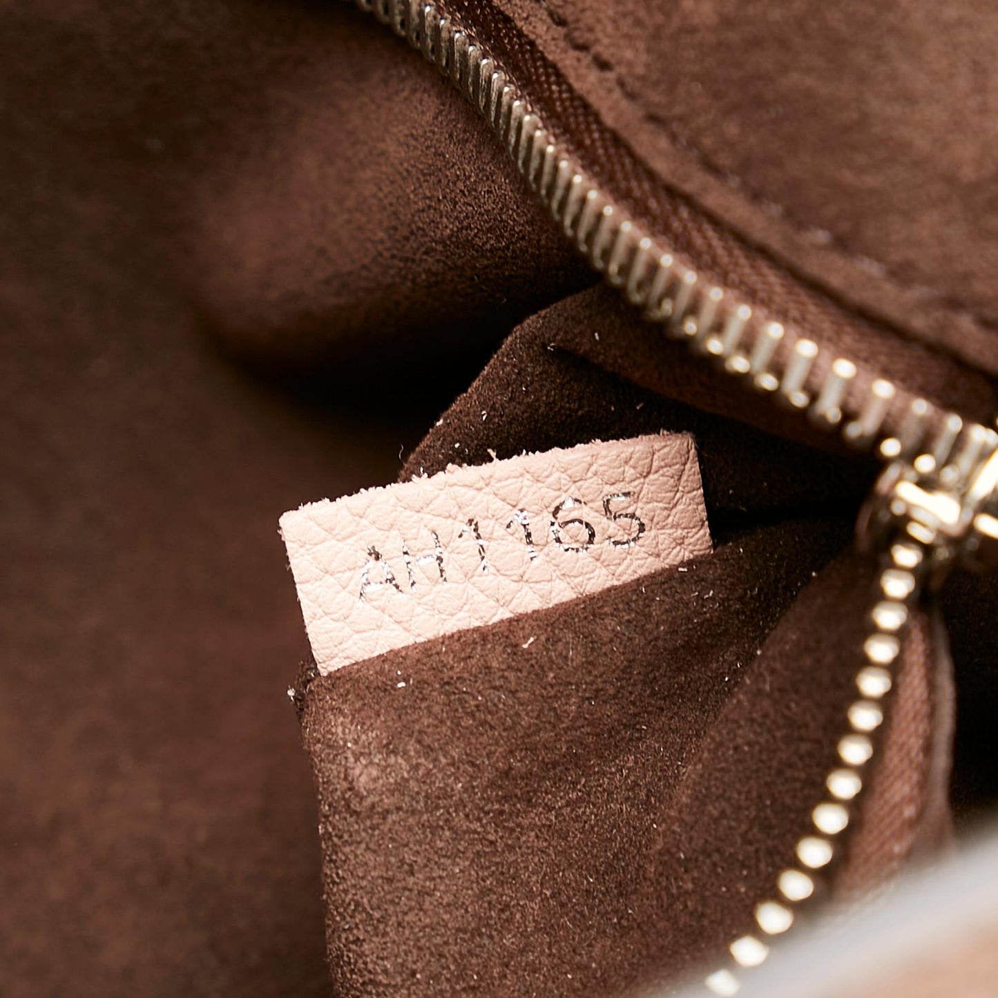 Louis Vuitton Mahina Babylone PM (SHG-lfsJ3I)