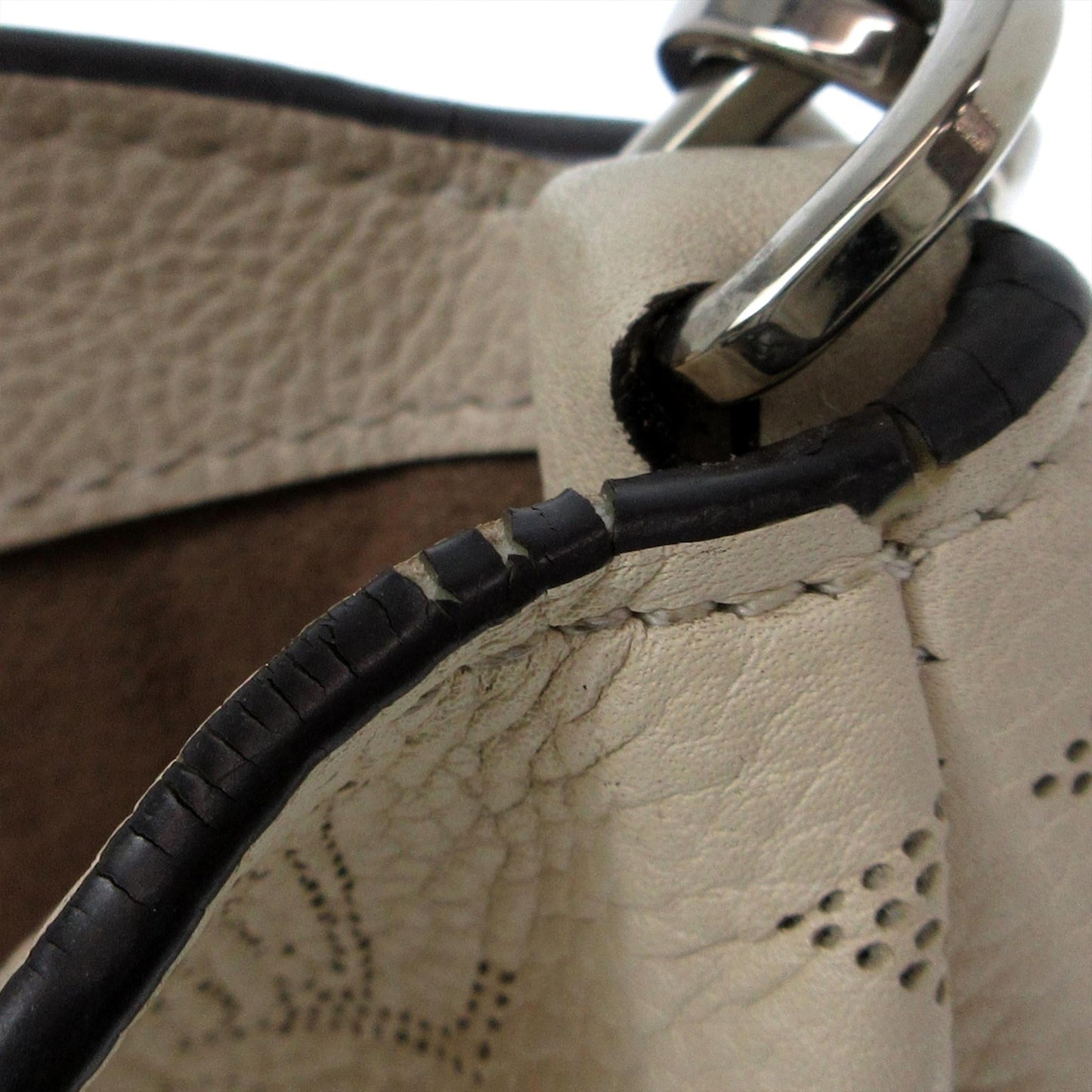 Louis Vuitton Mahina Babylone PM (SHG-DYoYEc)