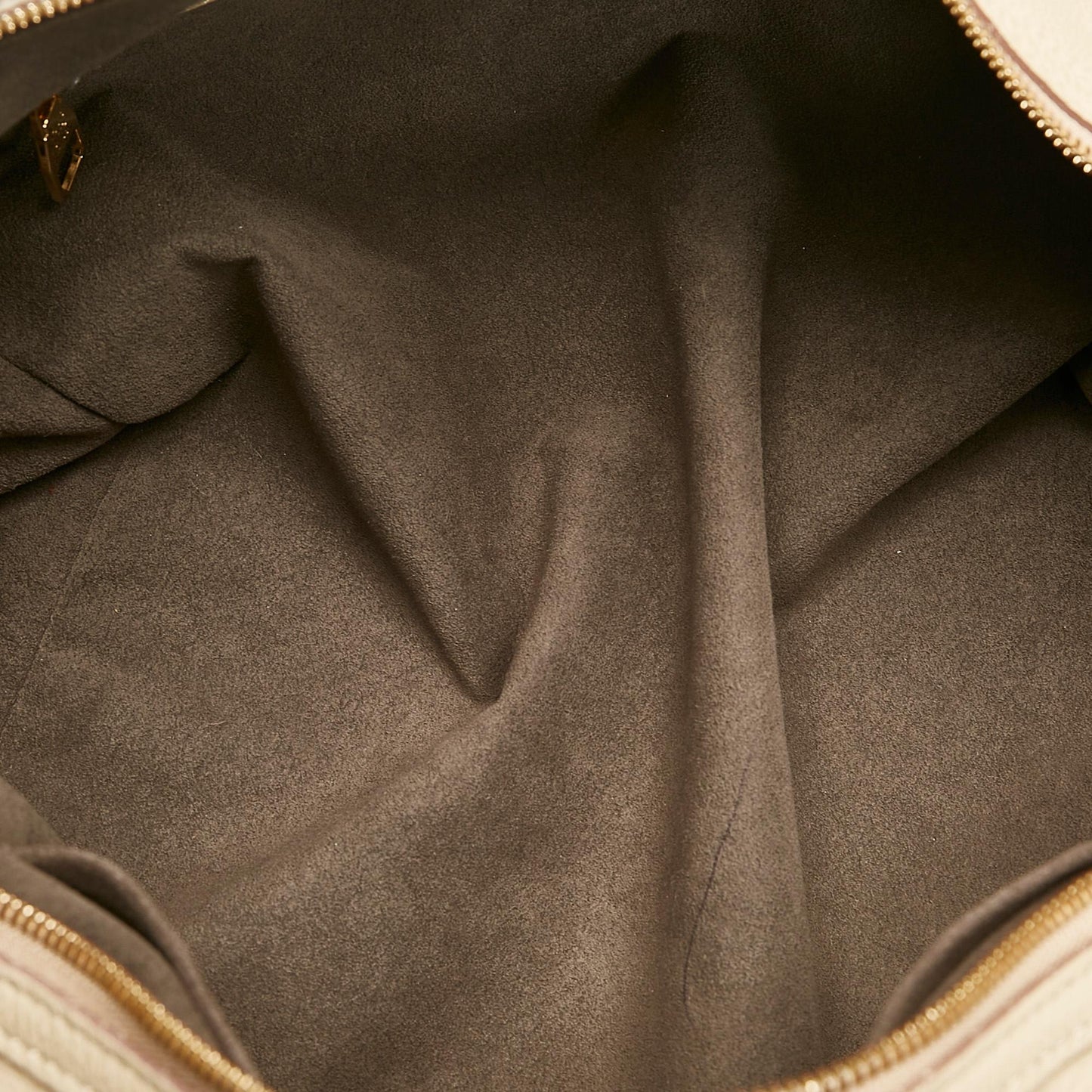 Louis Vuitton Mahina Galatea MM (SHG-iP4i0i)
