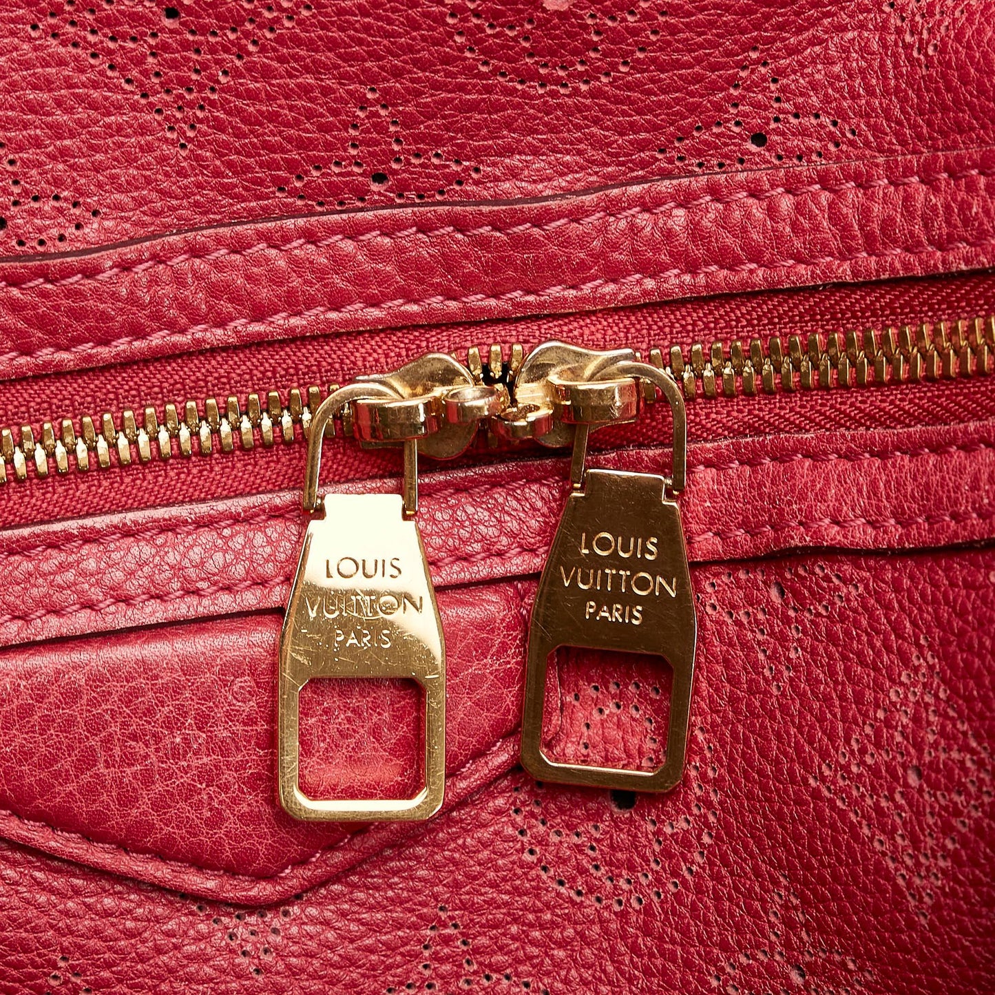Louis Vuitton Mahina Galatea PM (SHG-33398)
