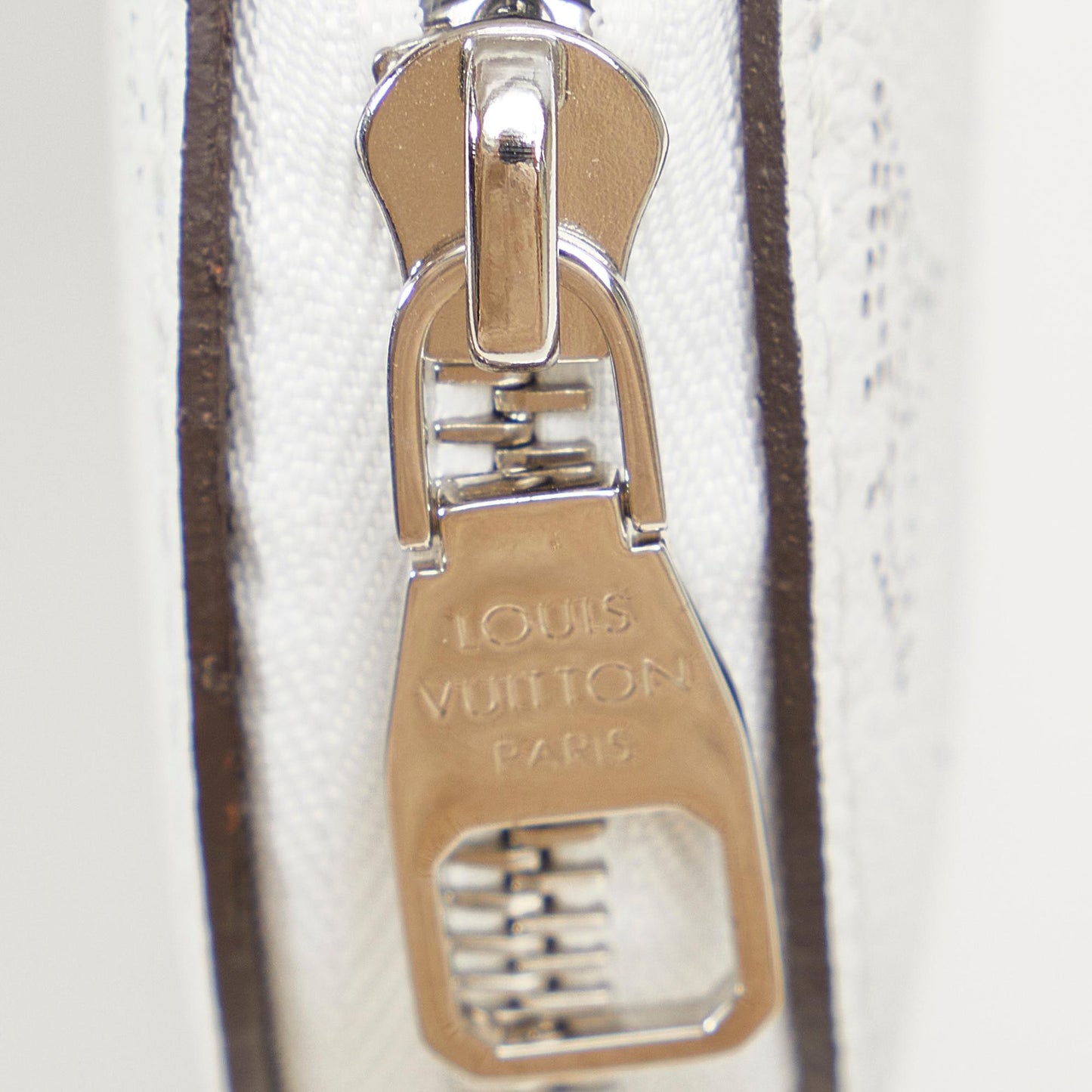 Louis Vuitton Mahina Gradient Bella (SHG-A5azqJ)
