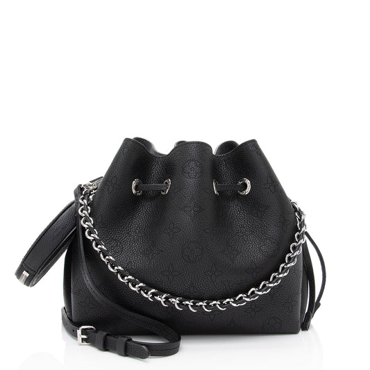 Louis Vuitton Mahina Leather Bella Bucket Bag (SHF-CcyhzL)
