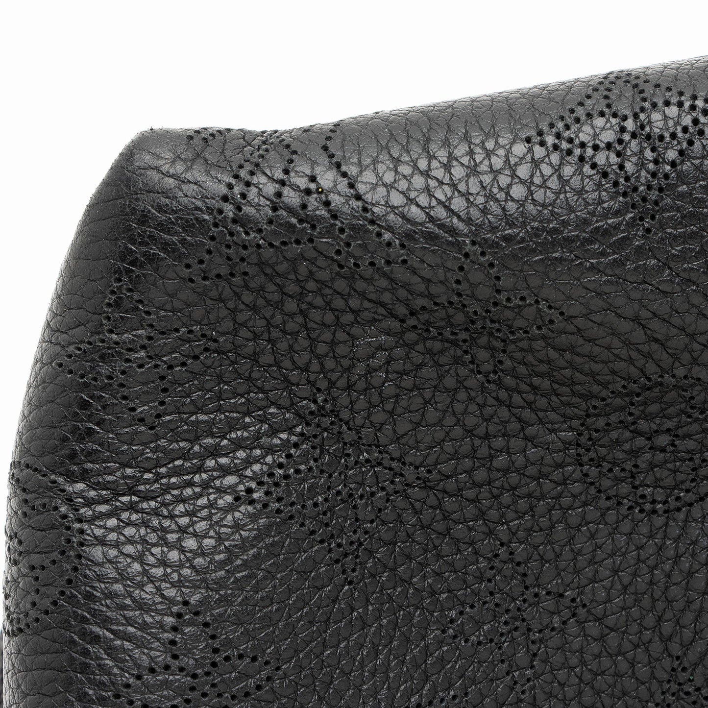 Louis Vuitton Mahina Leather Carmel Hobo (SHF-SK1HwZ)