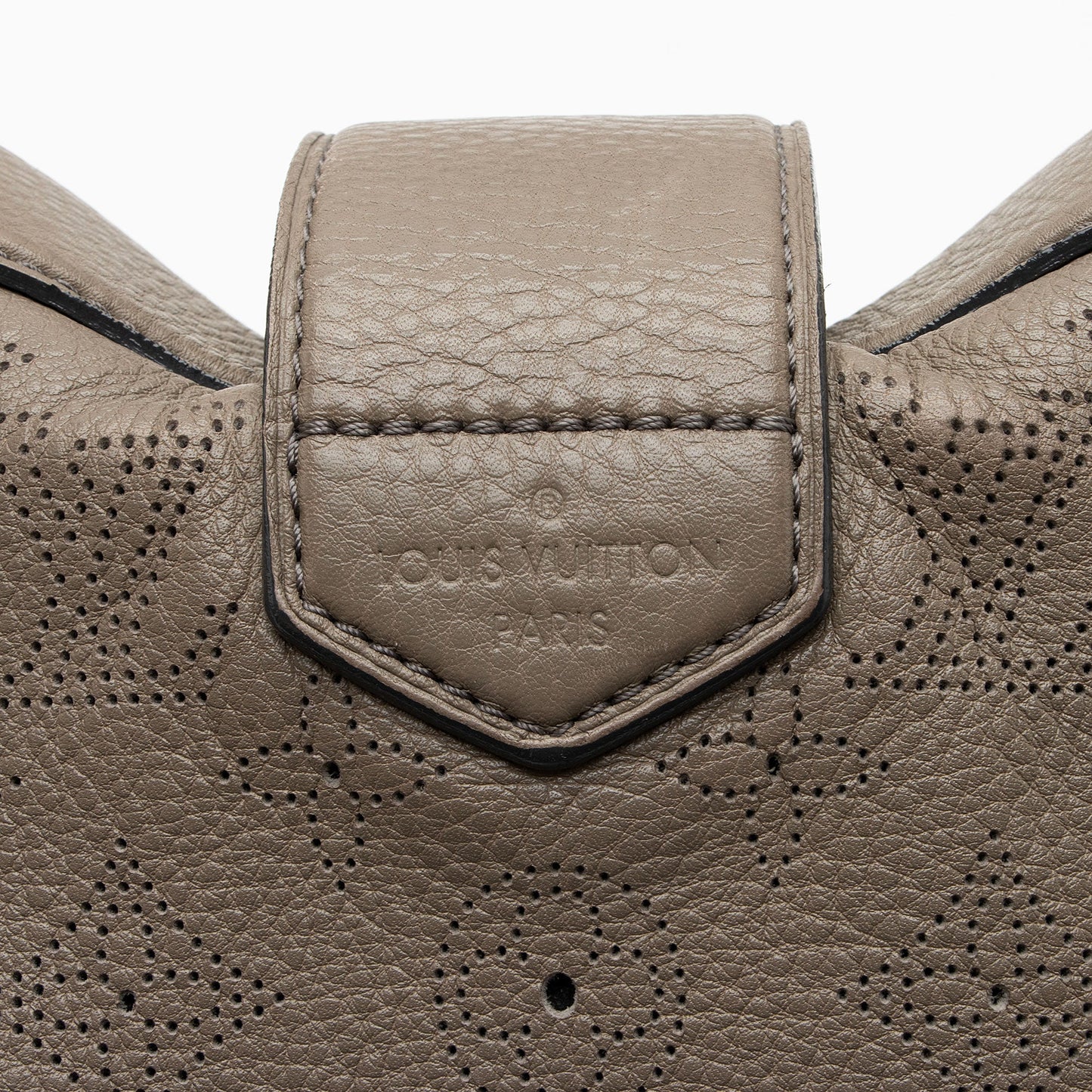 Louis Vuitton Mahina Leather Cirrus PM Satchel