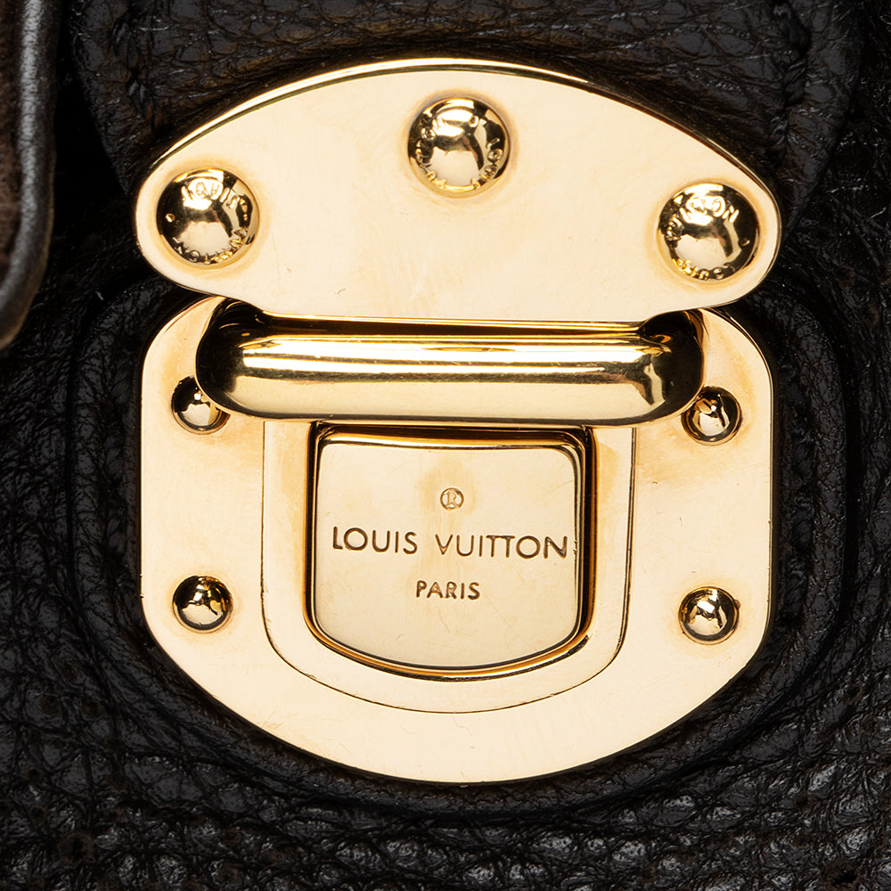 Louis Vuitton Mahina Leather L Hobo (SHF-21768)