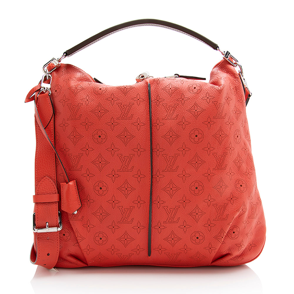 Louis Vuitton Mahina Leather Selene MM Shoulder Bag (SHF-22122)