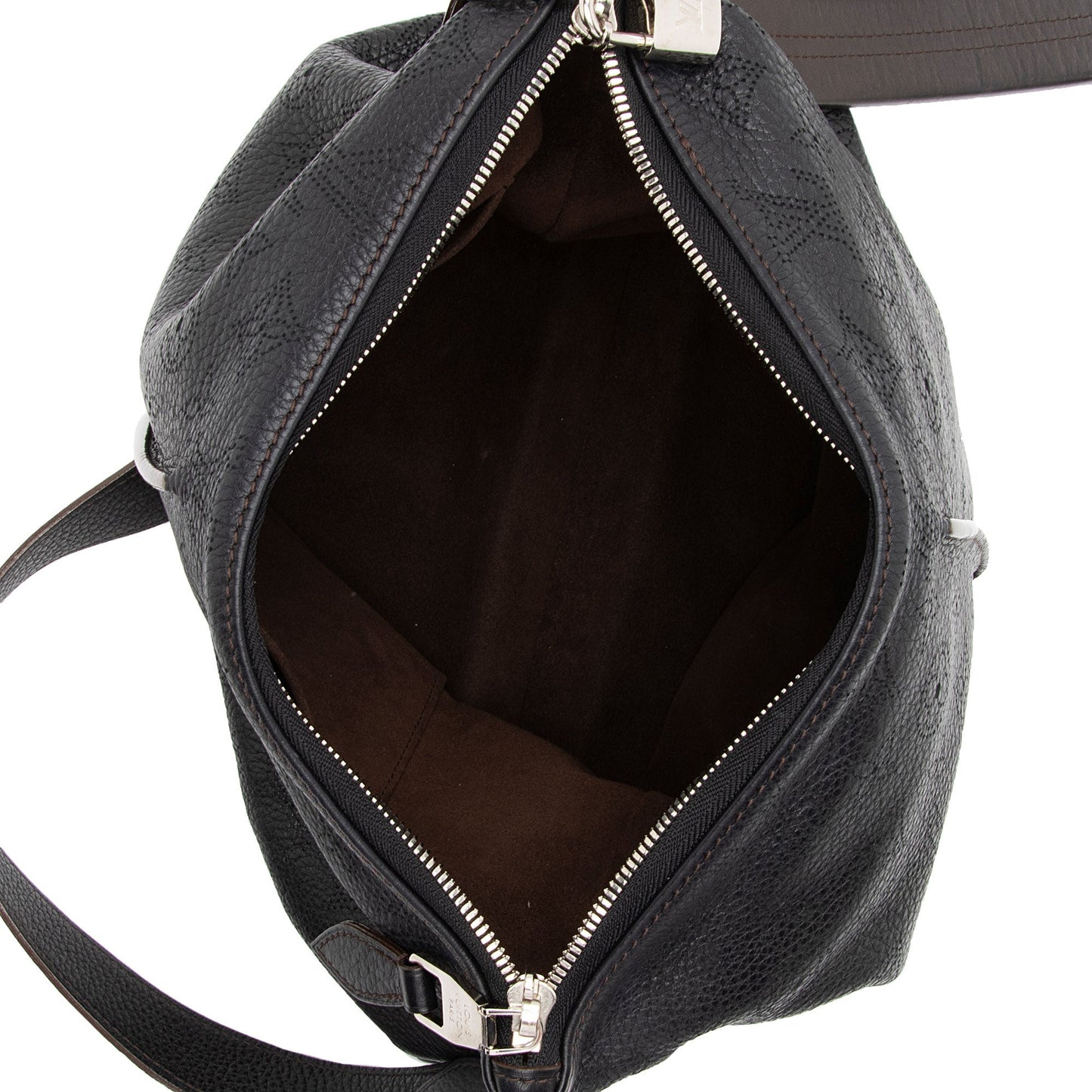 Louis Vuitton Mahina Leather Selene PM Shoulder Bag (SHF-oPhxXw)