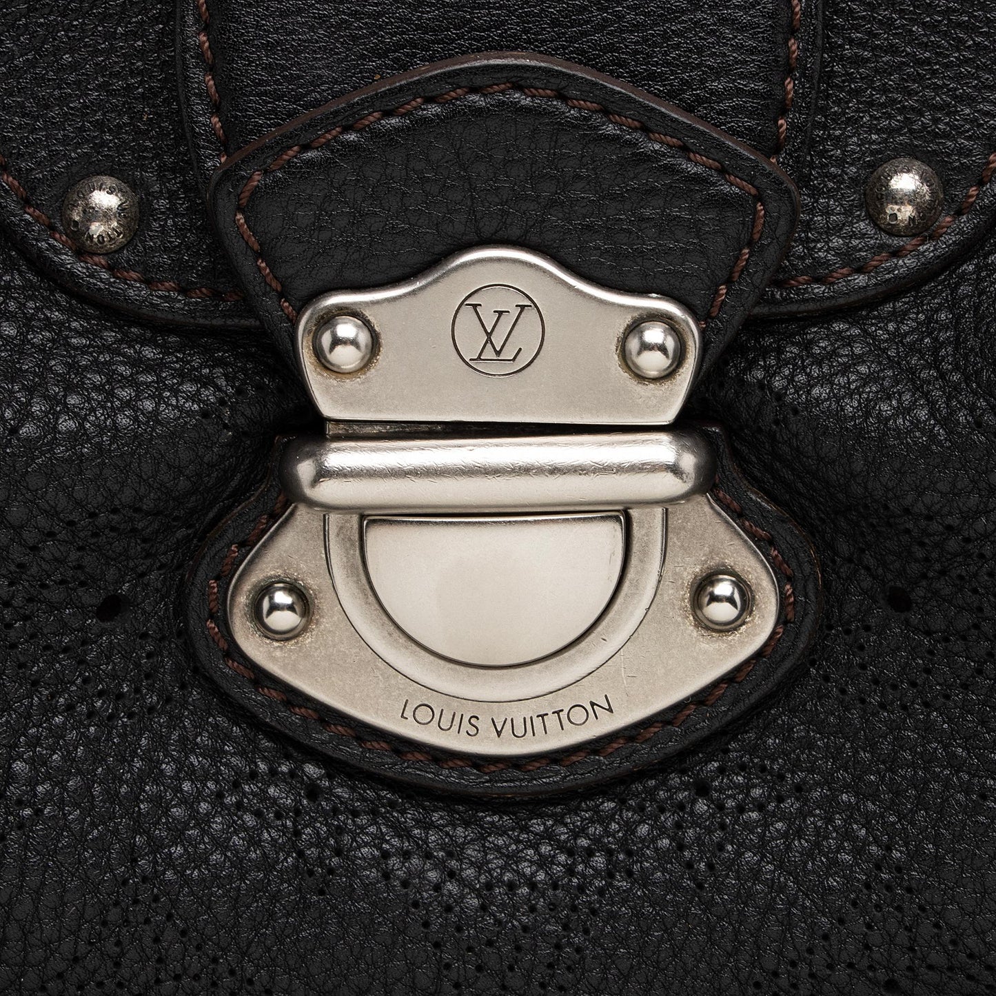 Louis Vuitton Mahina Leather Solar PM Shoulder Bag (SHF-JBw1xS)