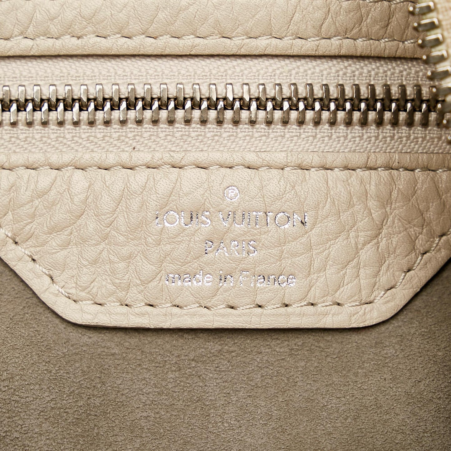 Louis Vuitton Mahina Selene PM (SHG-30777)