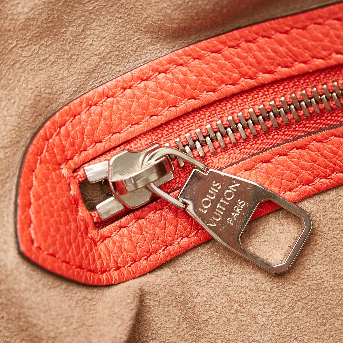 Louis Vuitton Mahina Selene PM (SHG-35314)