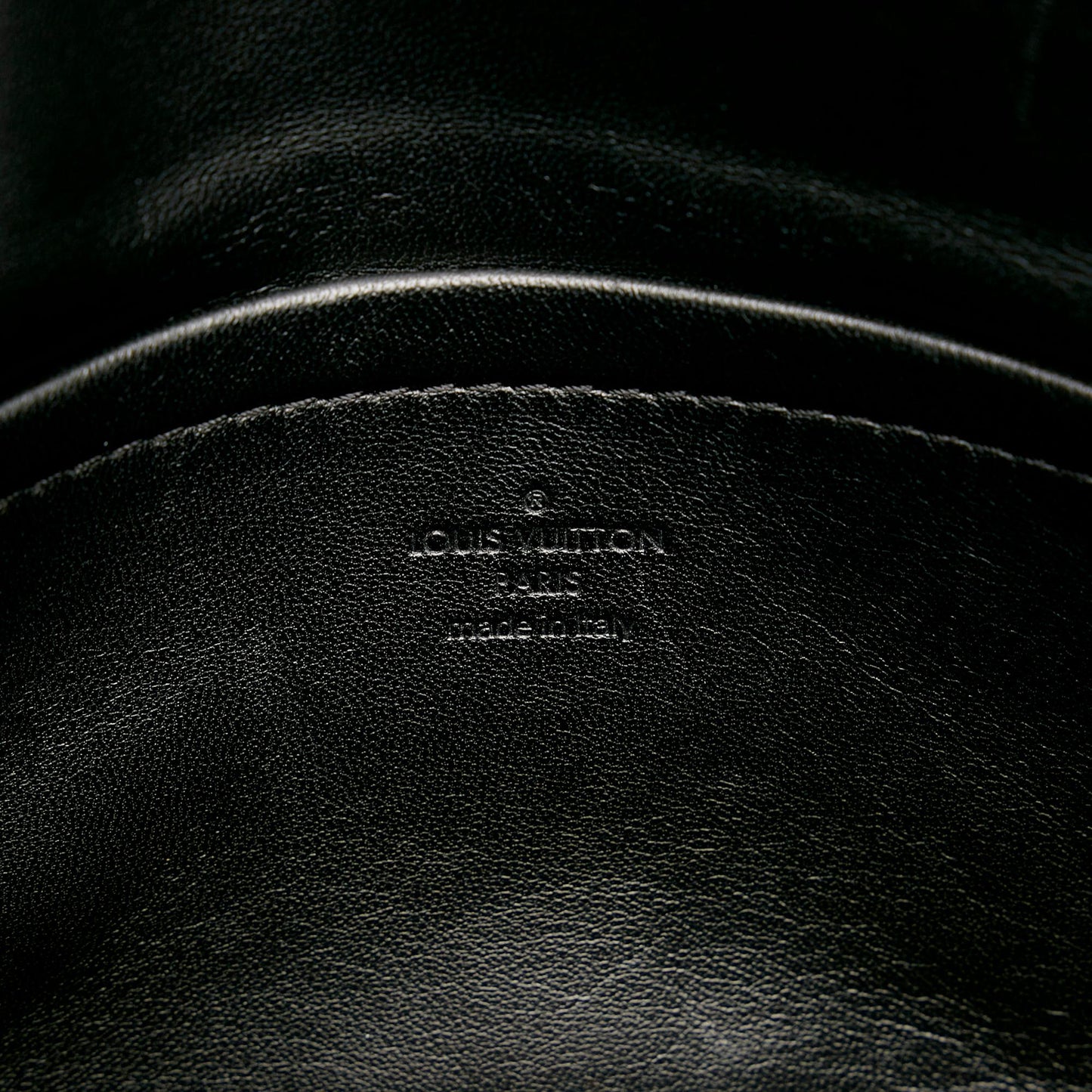 Louis Vuitton Malletage Pochette Flap Bag (SHG-hsxRNQ)