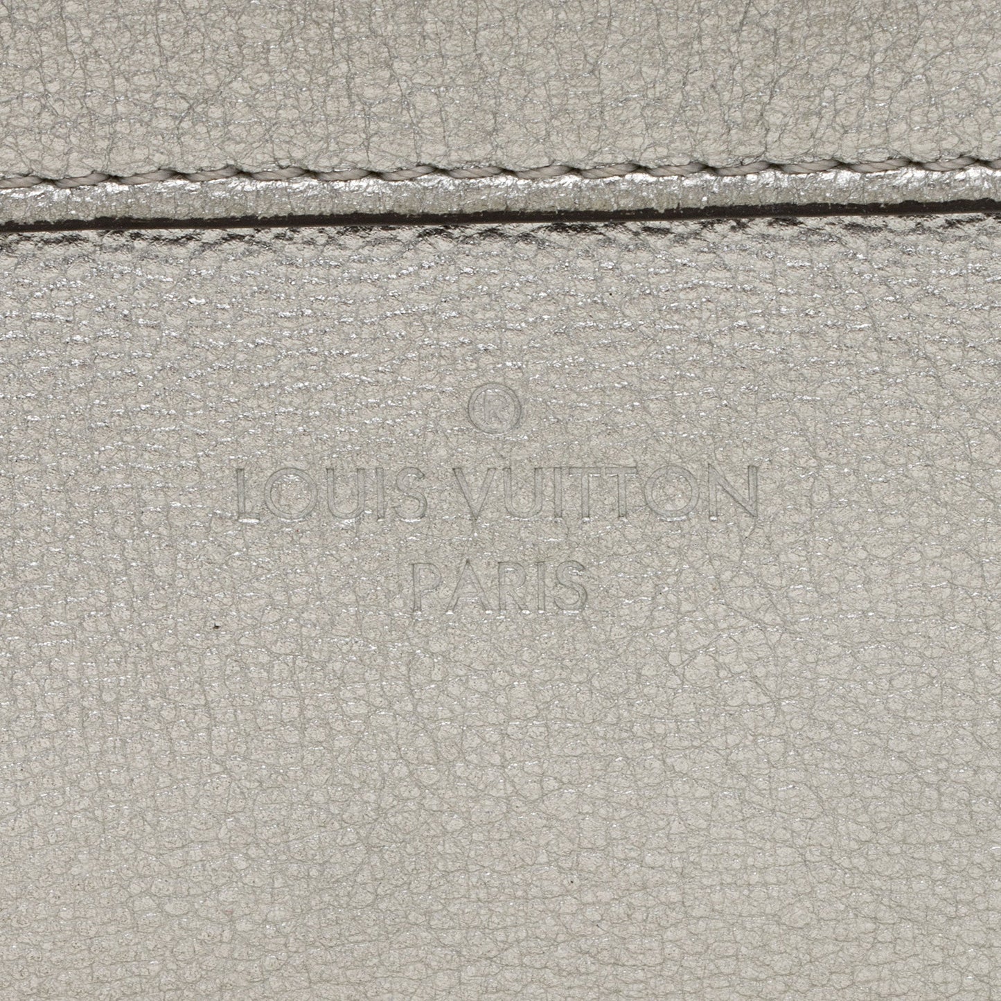 Louis Vuitton Metallic Leather Braided Very Chain Bag (SHF-s7snVl)