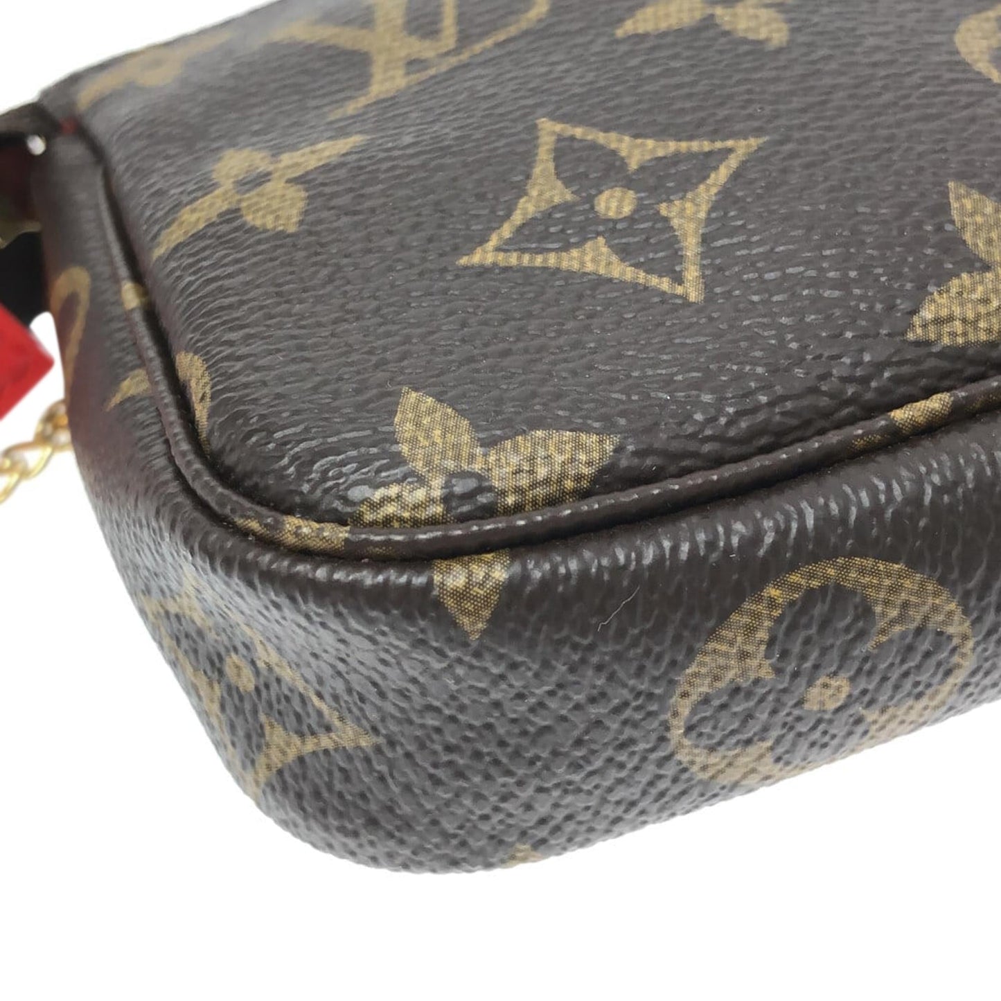Louis Vuitton Mini Monogram Vivienne Christmas Pochette Accessoires (SHG-G6IN2q)