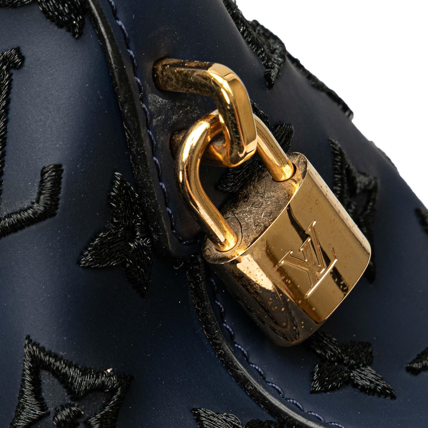 Louis Vuitton Monogram Addiction Lockit Vertical MM