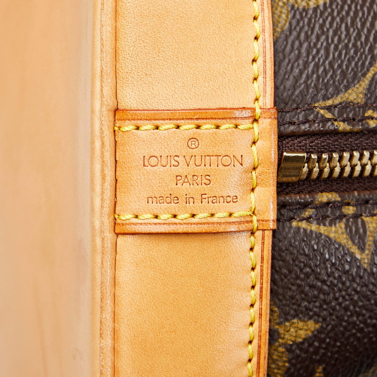 Louis Vuitton Monogram Alma MM (SHG-qN86mh)