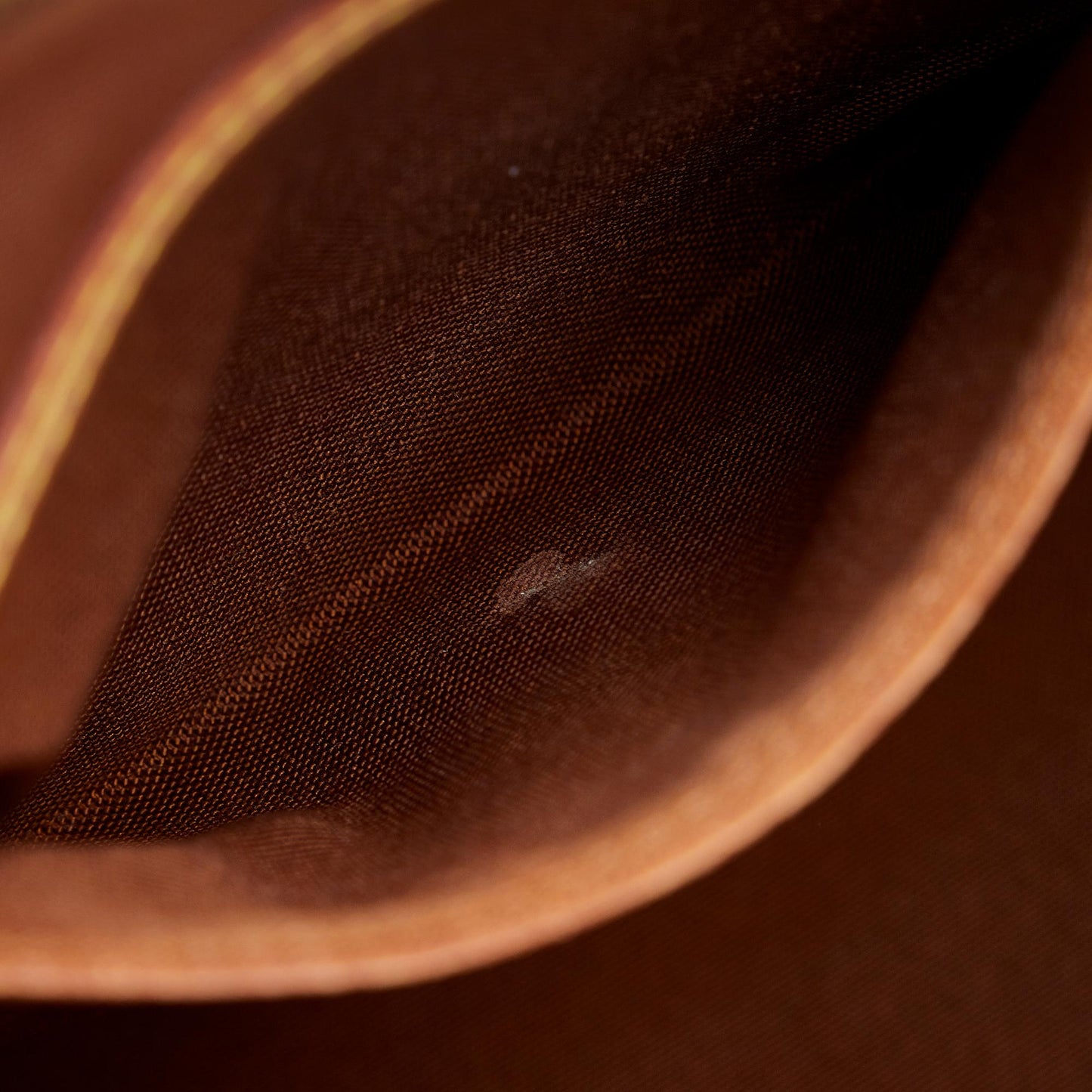 Louis Vuitton Monogram Alma MM (SHG-YOKQoG)