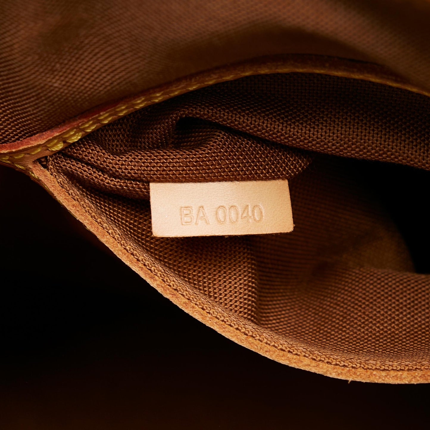 Louis Vuitton Monogram Alma (SHG-rQiqqk)