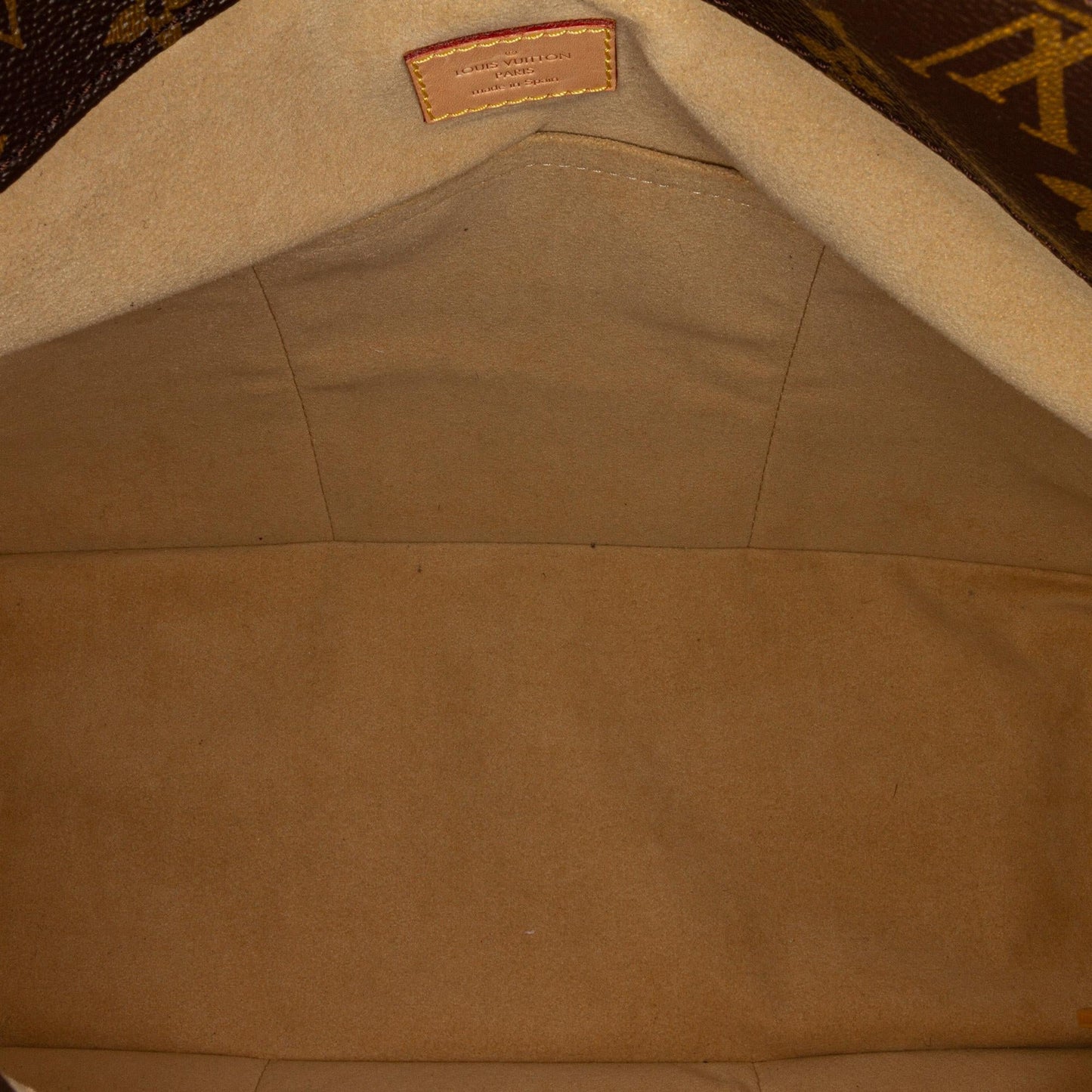 Louis Vuitton Monogram Artsy MM (SHG-37140)