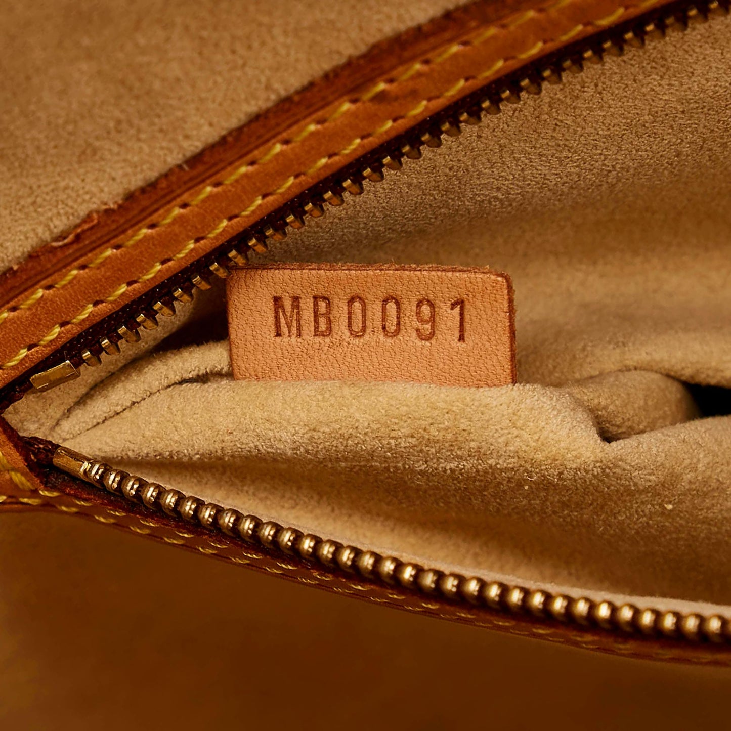 Louis Vuitton Monogram Babylone (SHG-30455)