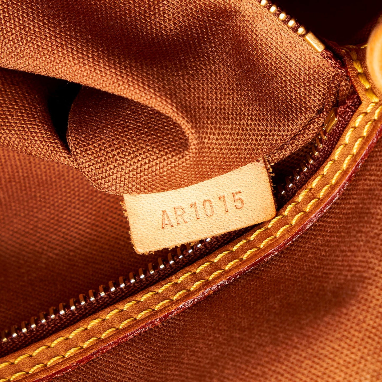 Louis Vuitton Monogram Batignolles Horizontal (SHG-33448)