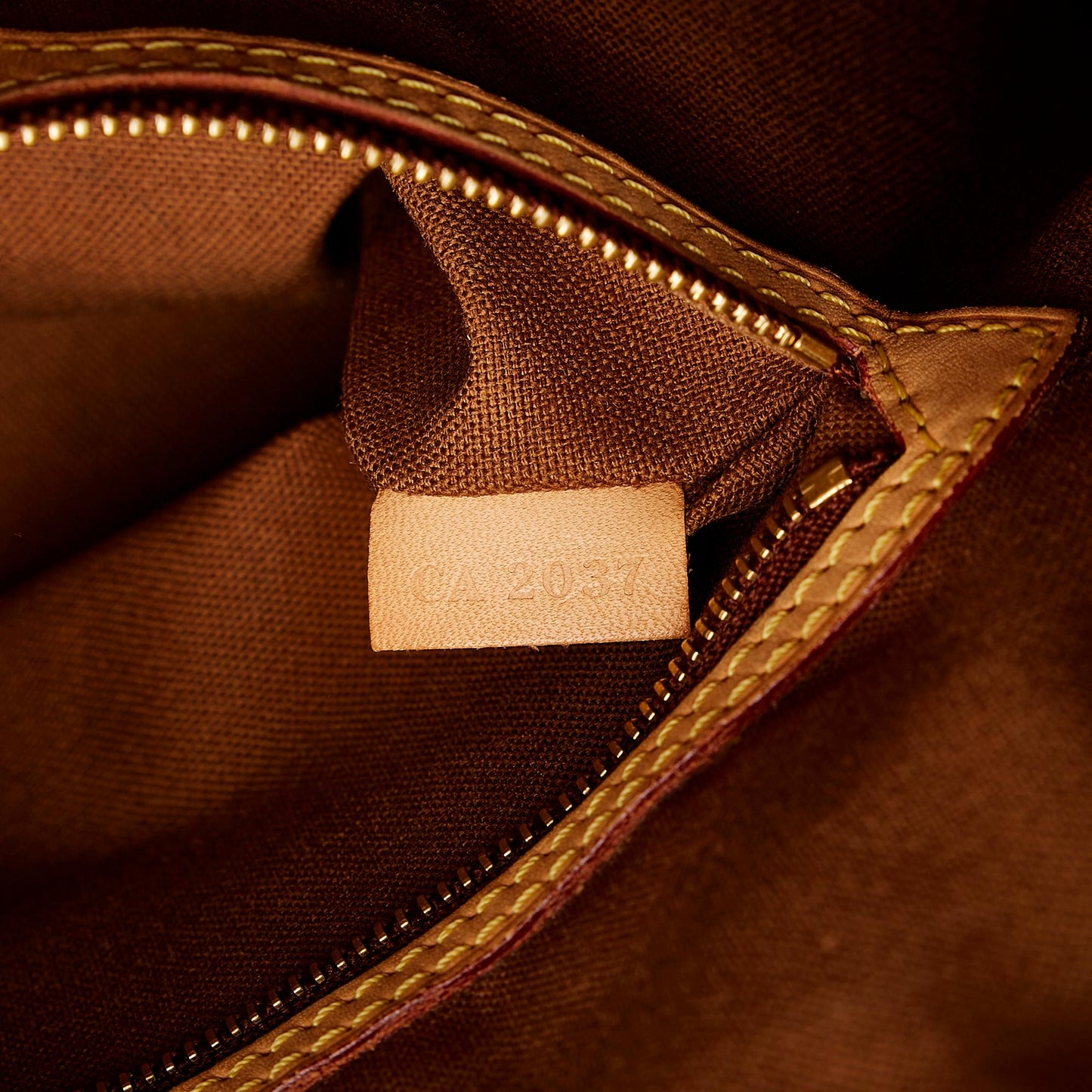 Louis Vuitton Monogram Batignolles Horizontal (SHG-bHv3x9)