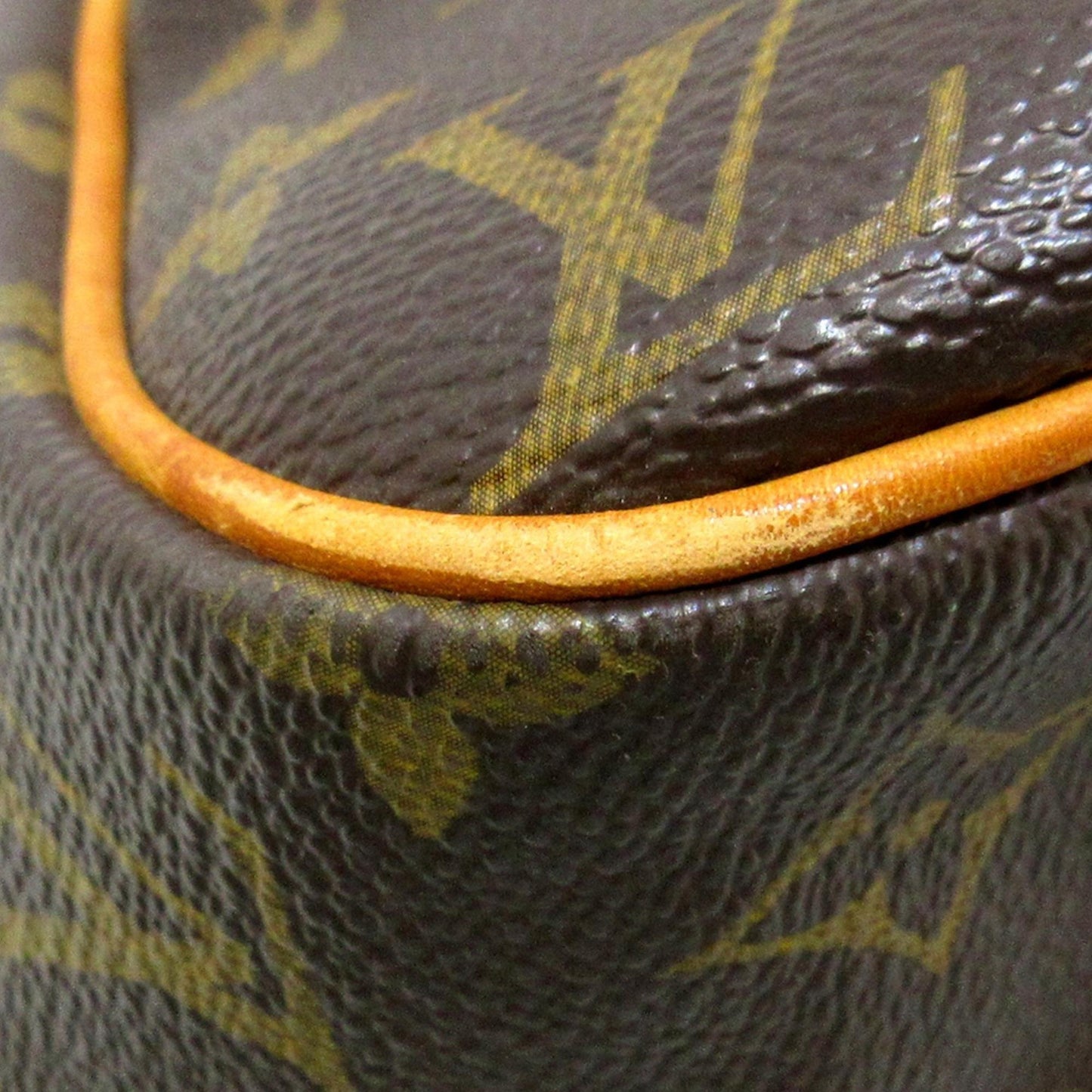 Louis Vuitton Monogram Batignolles Horizontal (SHG-LFTNZC)